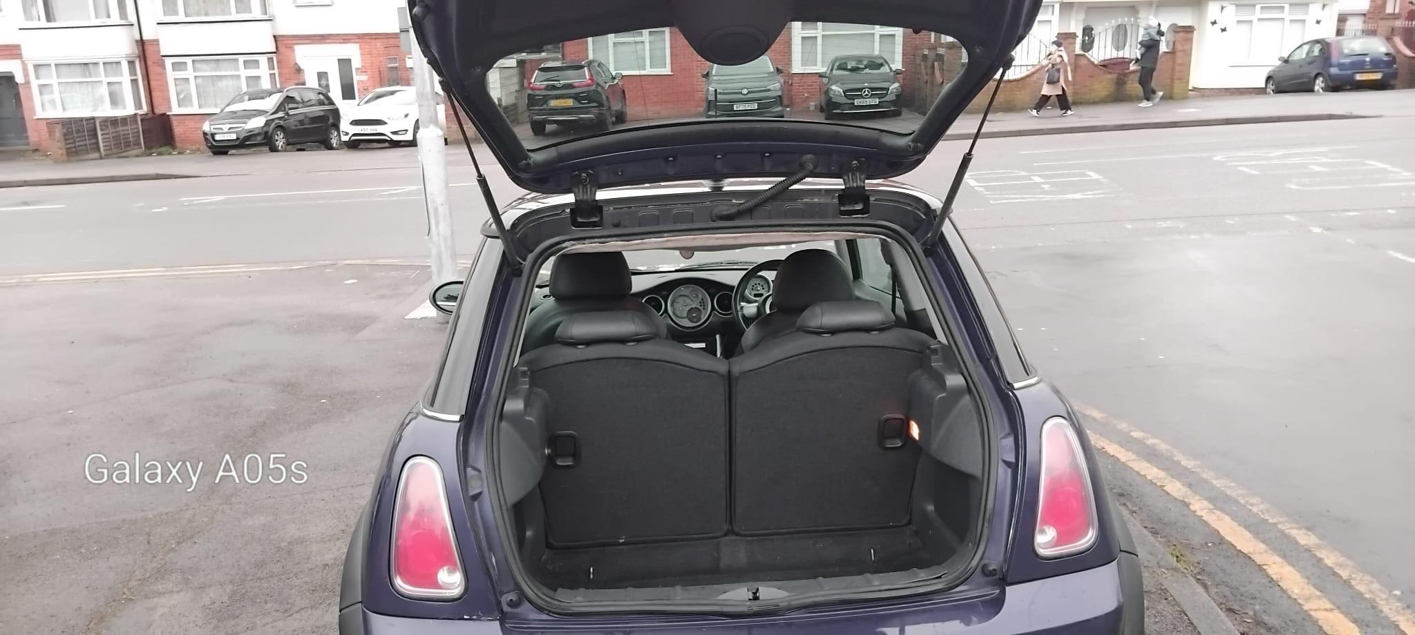 2005 MINI Hatch image 41