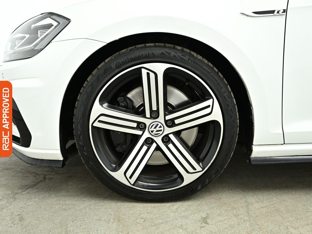 Volkswagen Golf view 28