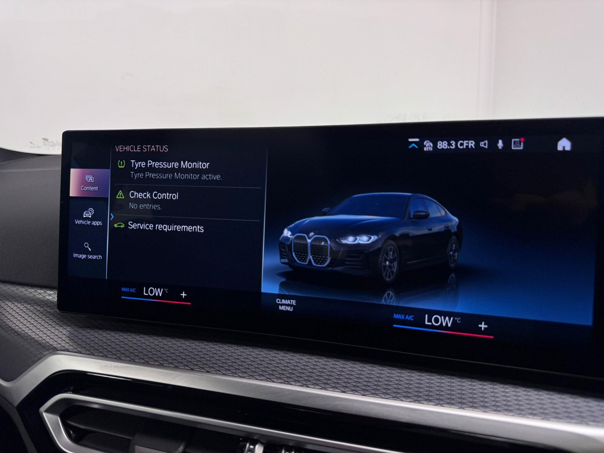 BMW I4 view 51