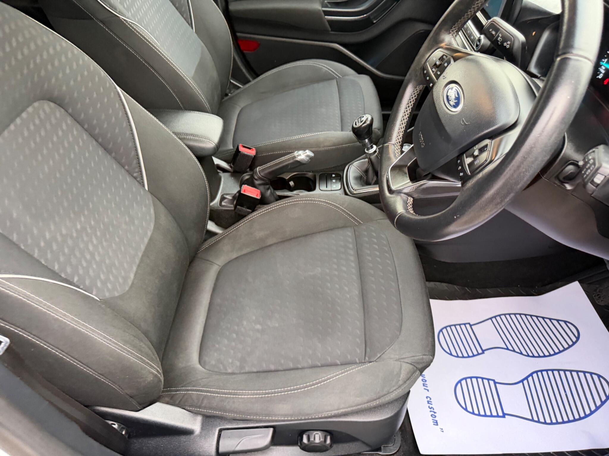 Ford Fiesta view 22