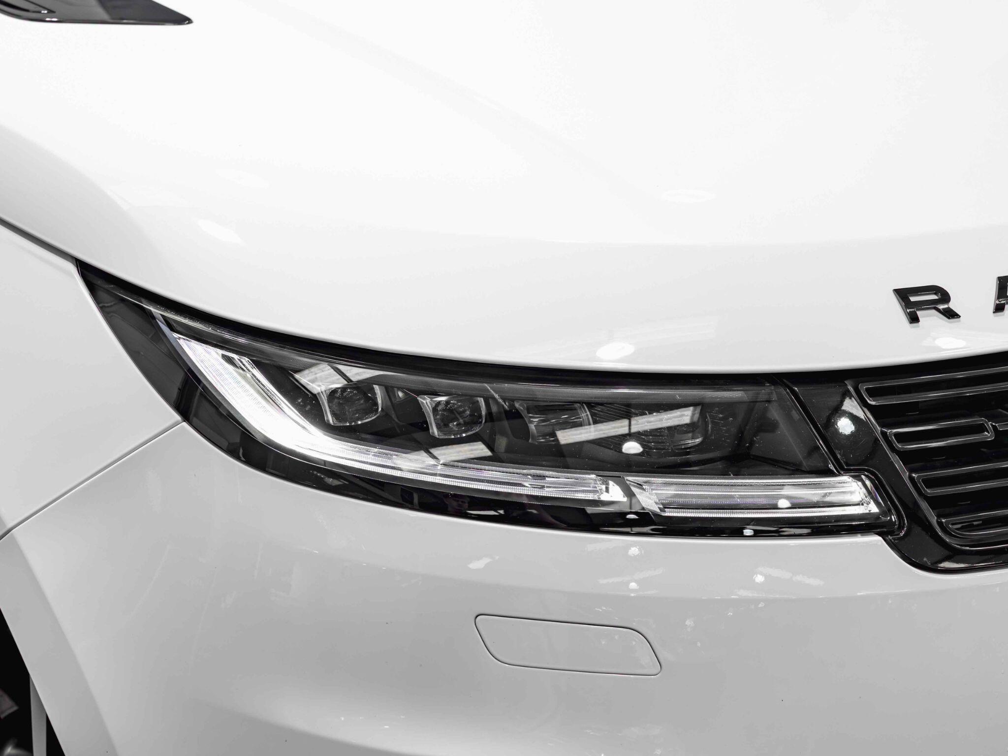 Land Rover Range Rover Sport view 14