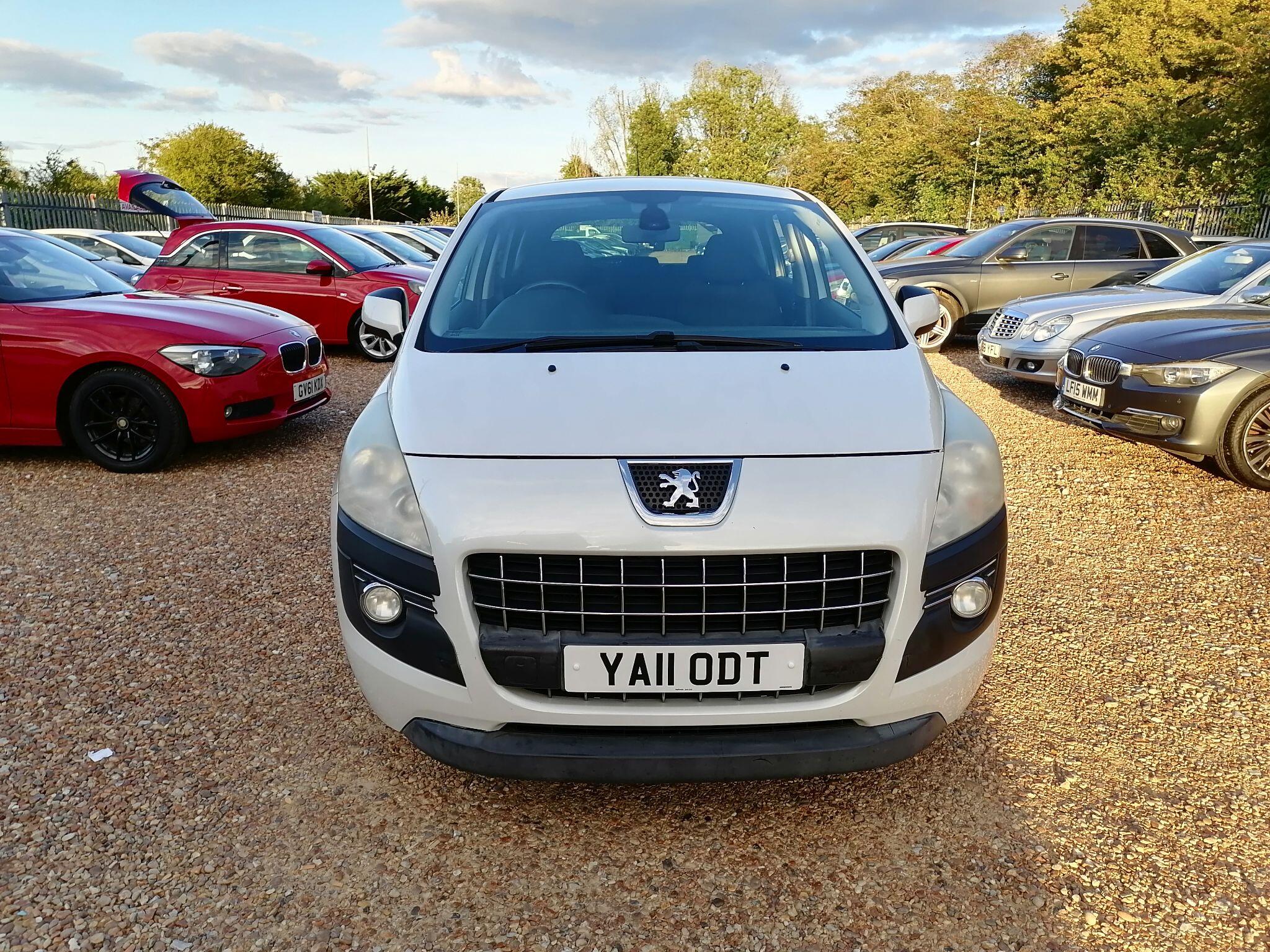 Peugeot 3008 view 7