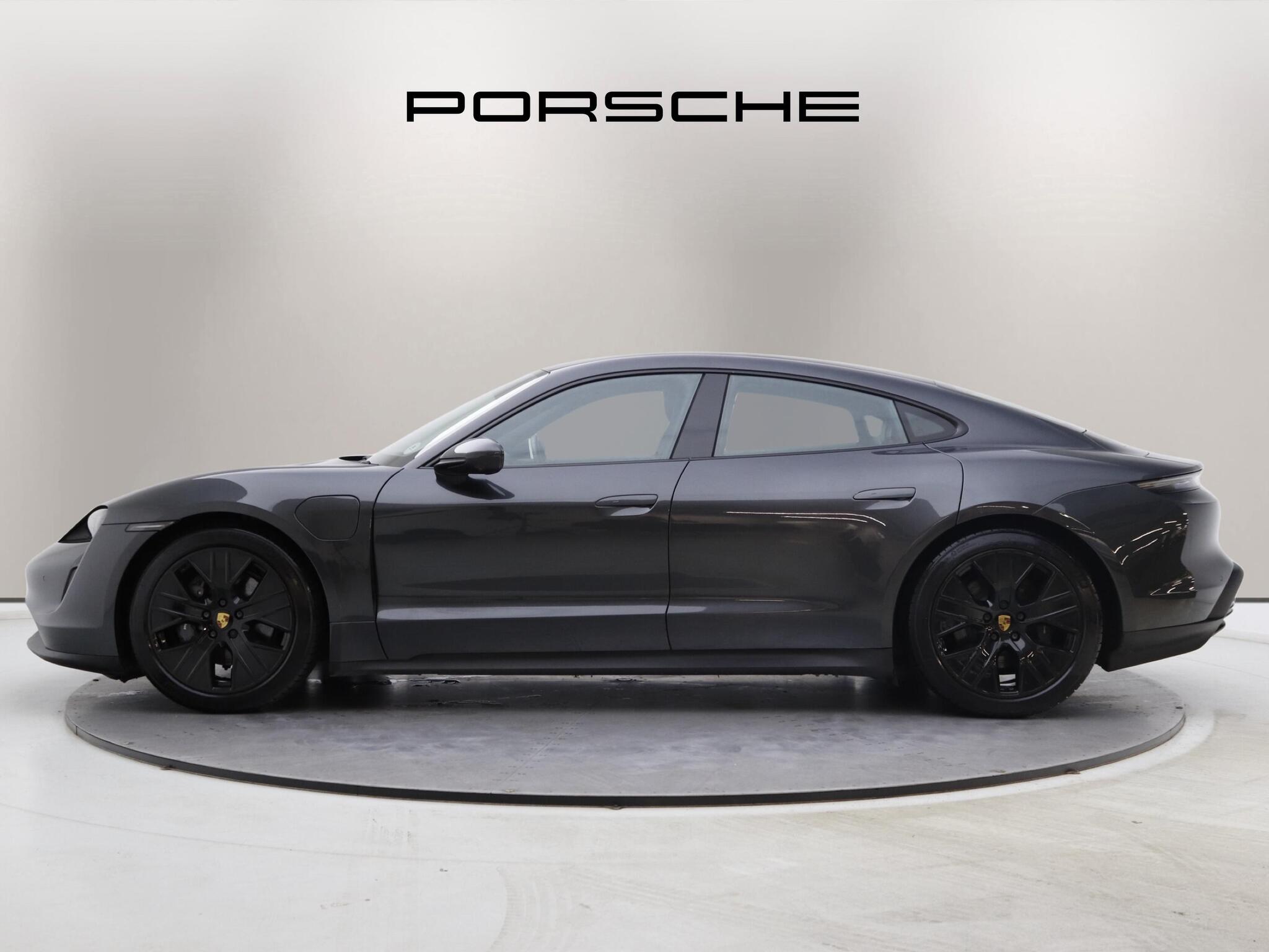 Porsche Taycan view 4