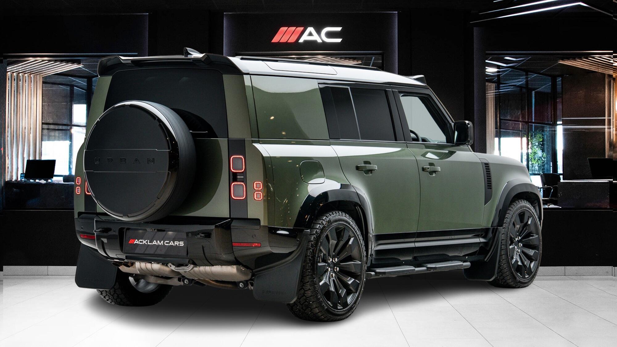 Land Rover Defender view 4