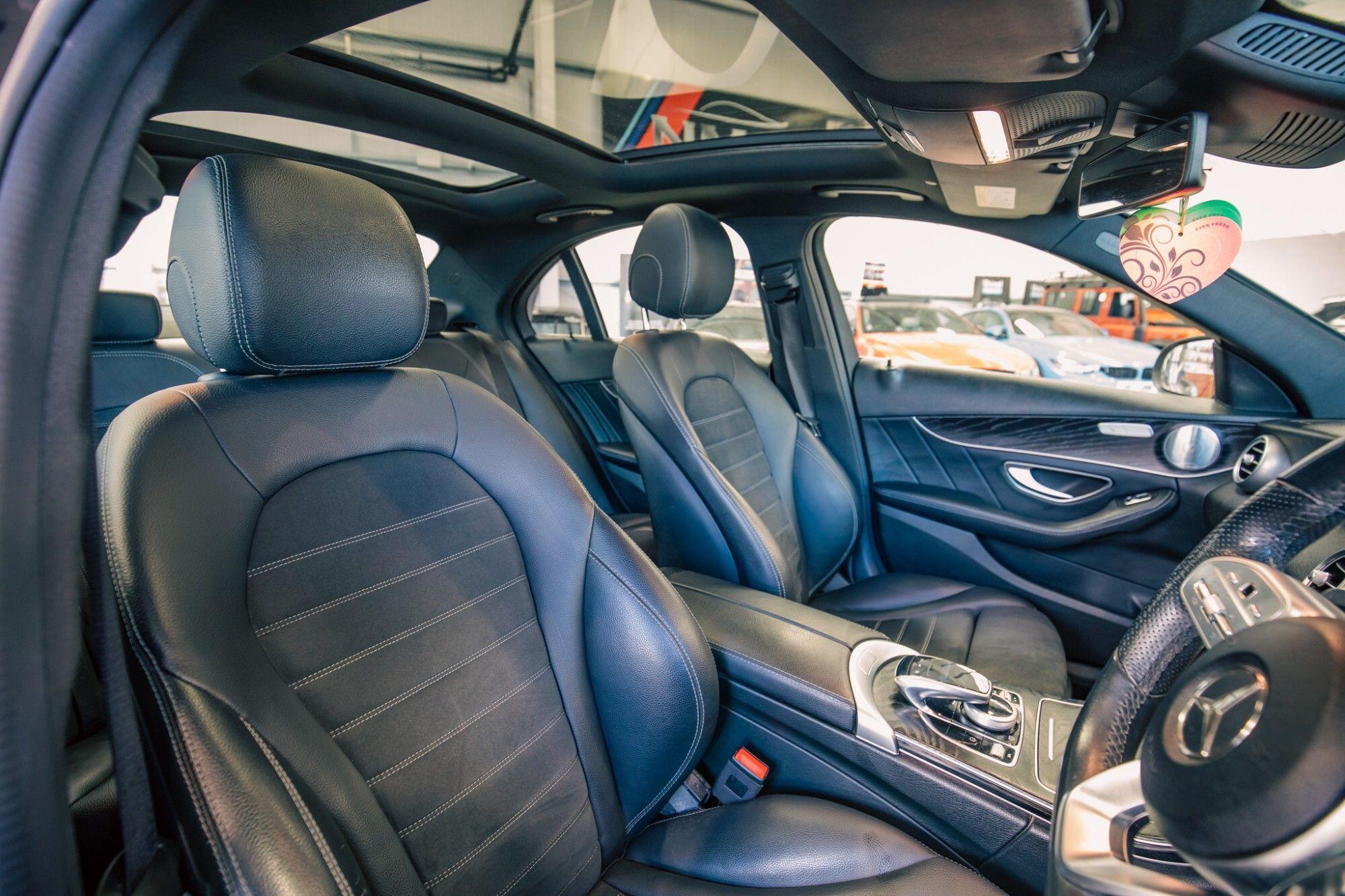 Mercedes-Benz C-Class view 11