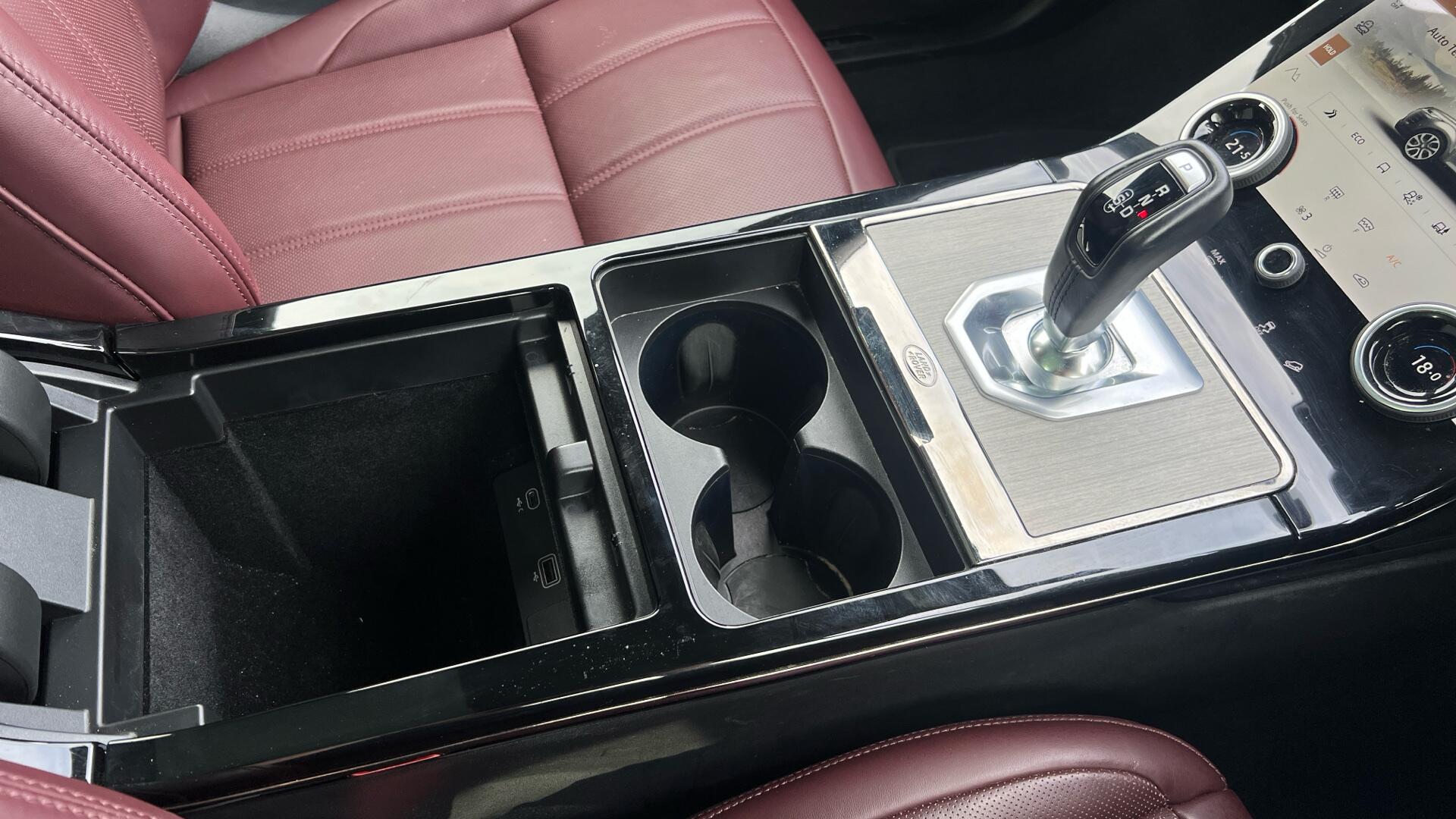Land Rover Range Rover Evoque view 38