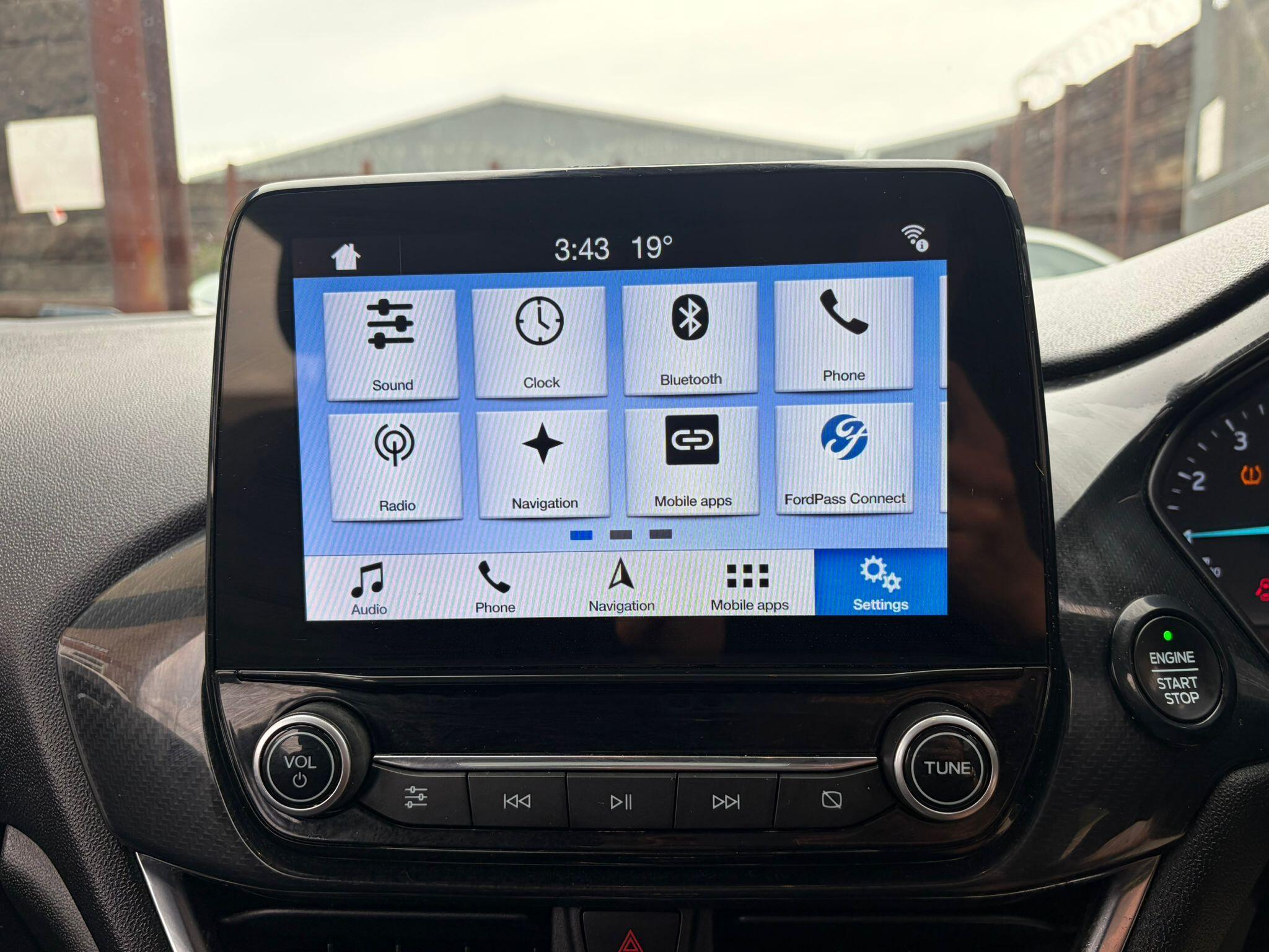 Ford Fiesta view 25