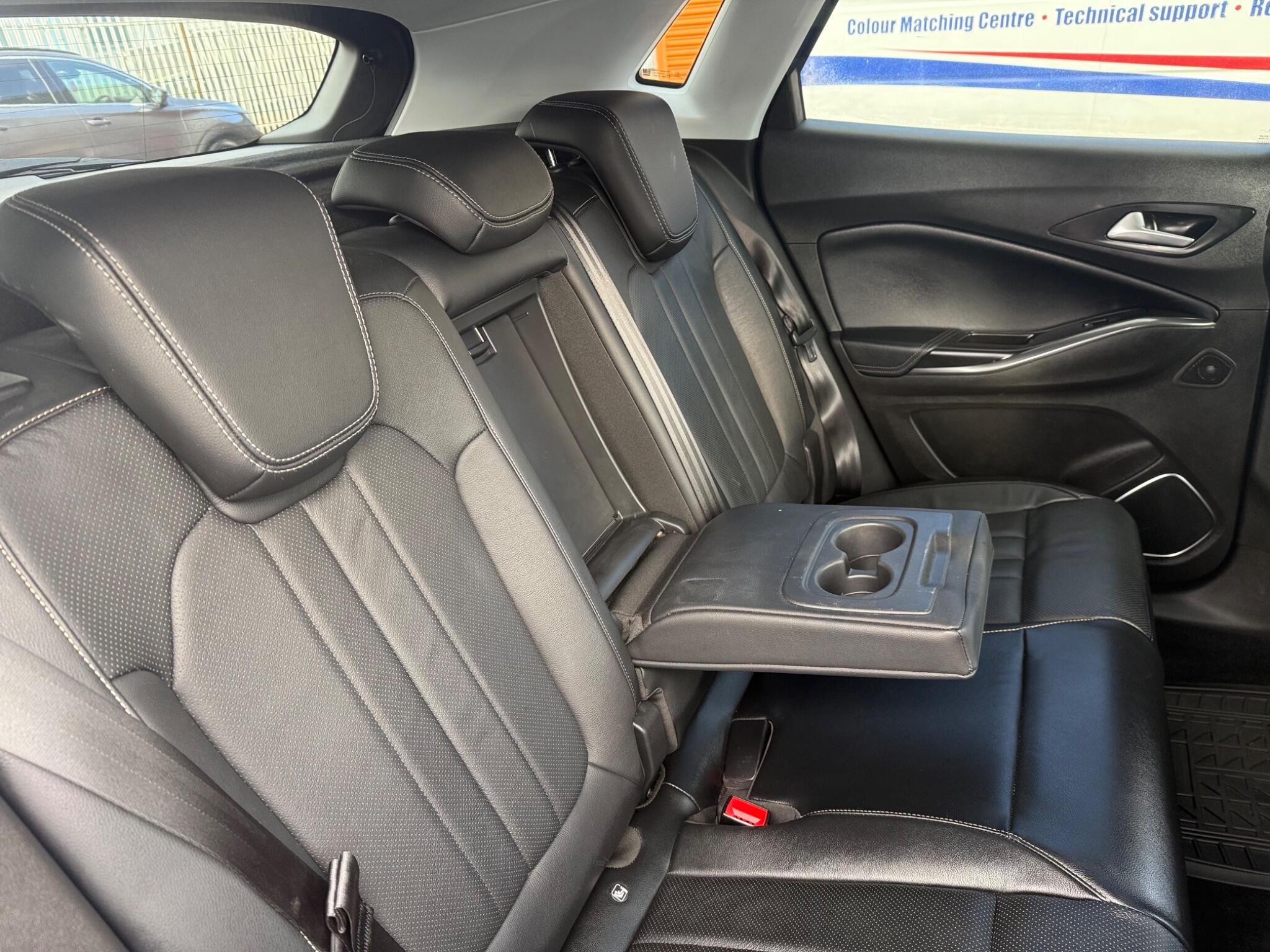 Vauxhall Grandland X view 12