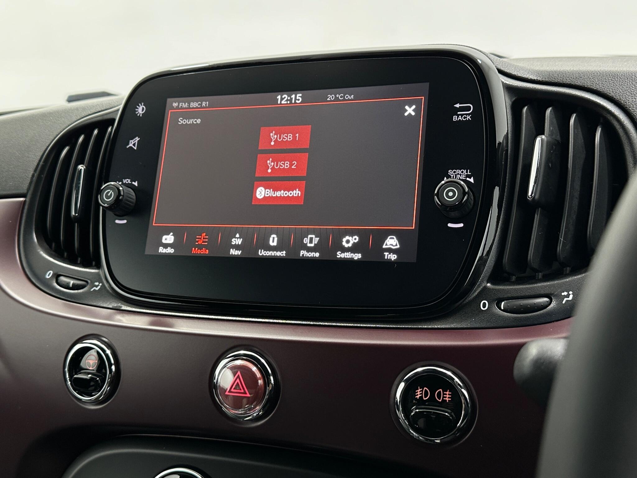 Fiat 500c view 22