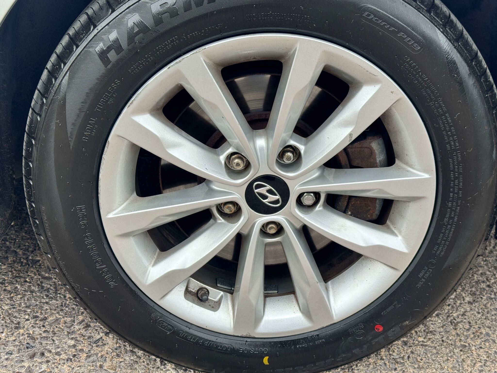 Hyundai i40 view 32