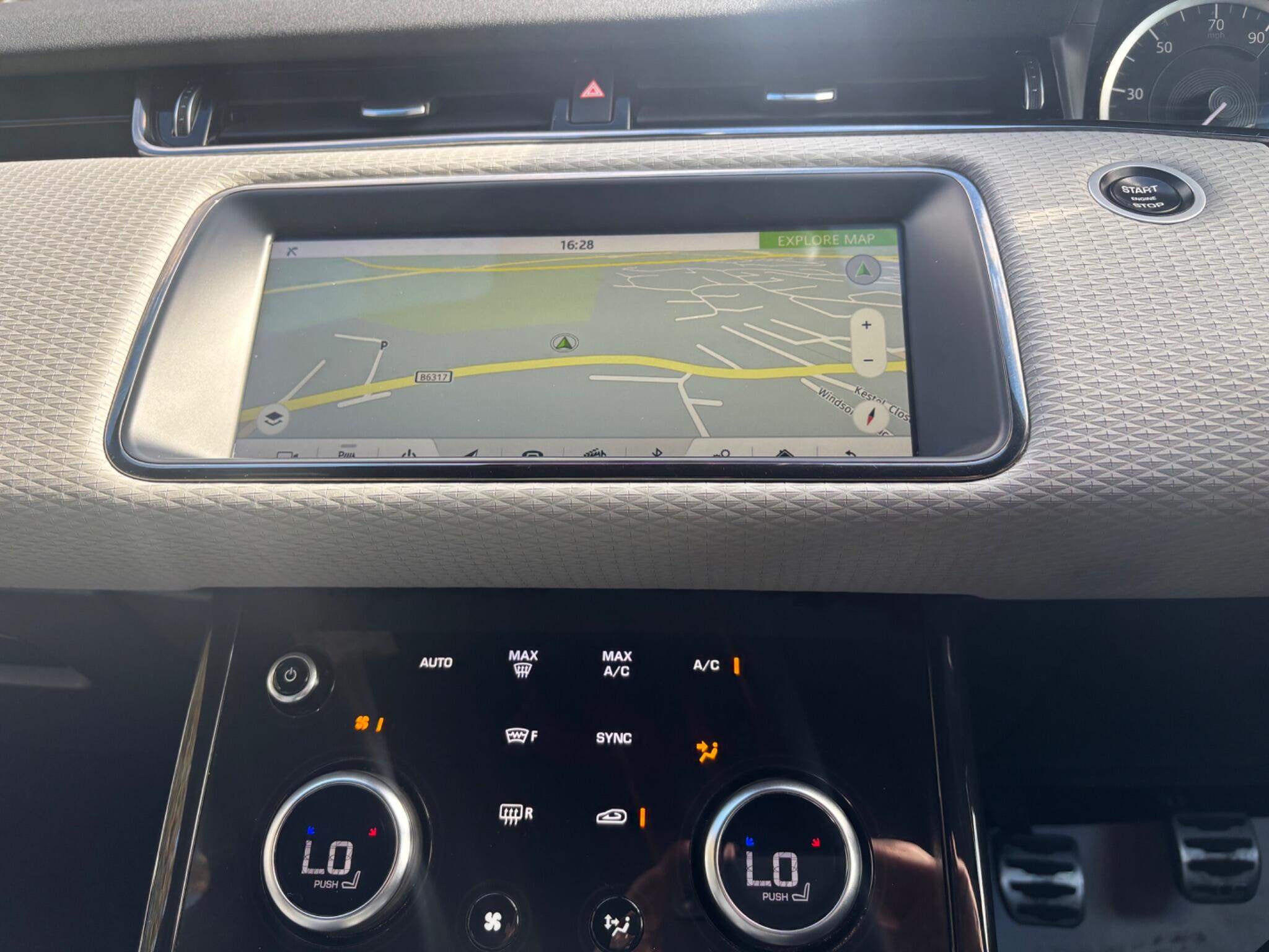 Land Rover Range Rover Evoque view 11