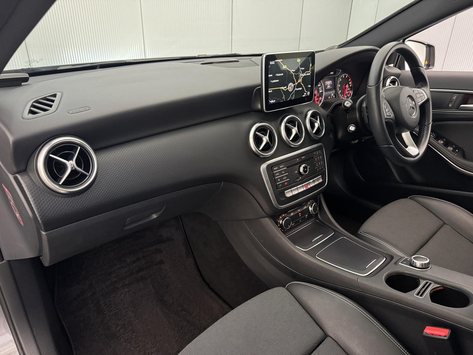 Mercedes-Benz A-Class view 61