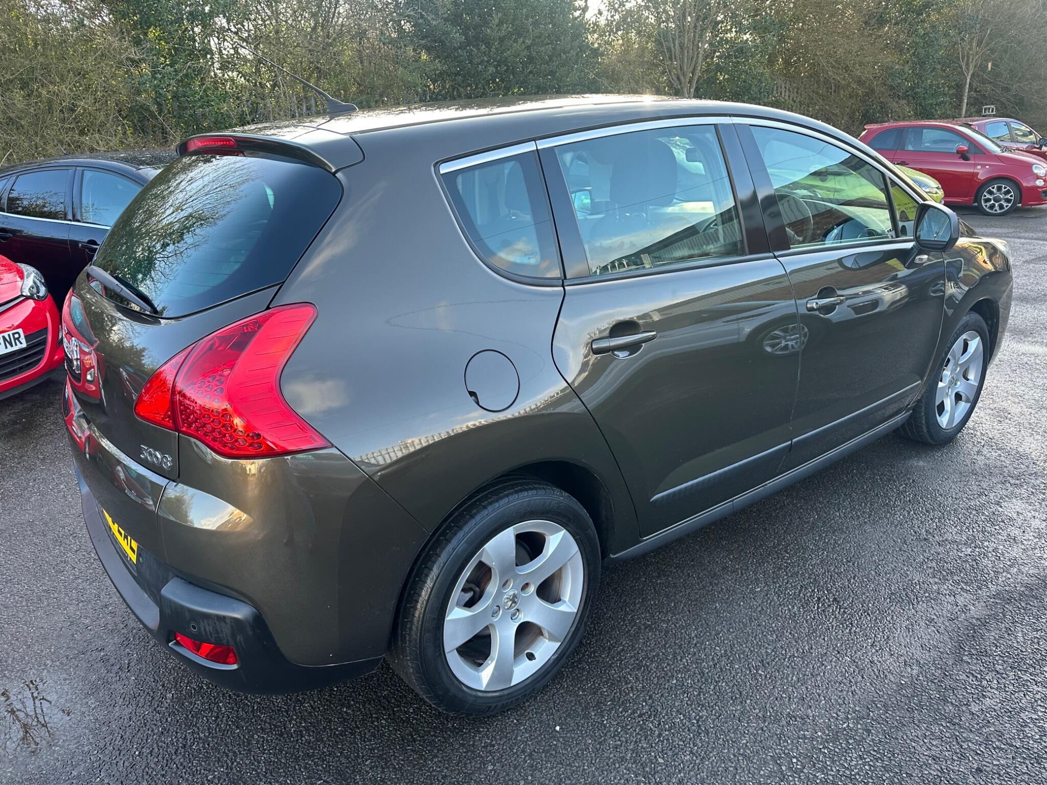 Peugeot 3008 view 19