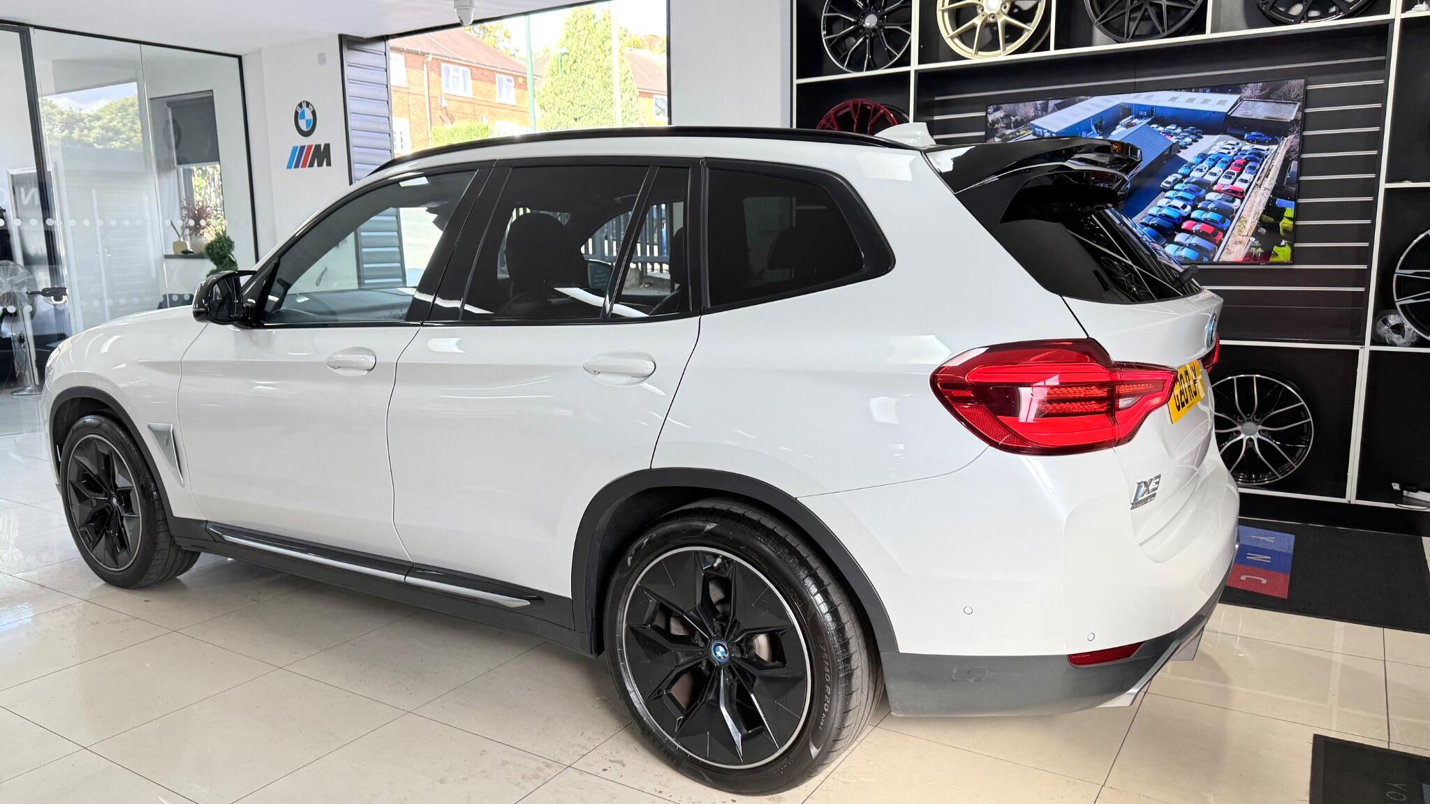 BMW Ix3 view 44