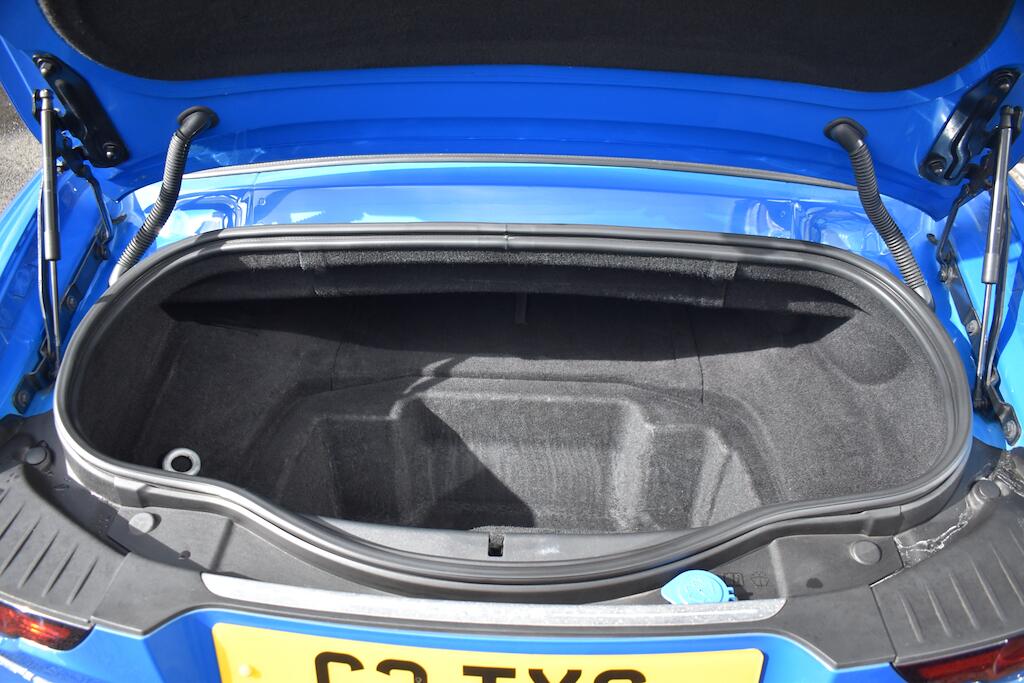 Jaguar F-Type view 35