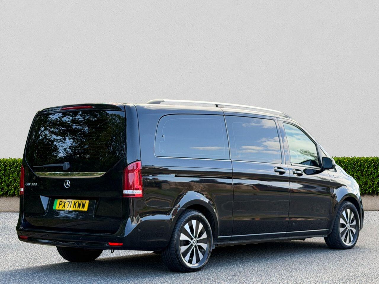 Mercedes-Benz EQV view 7