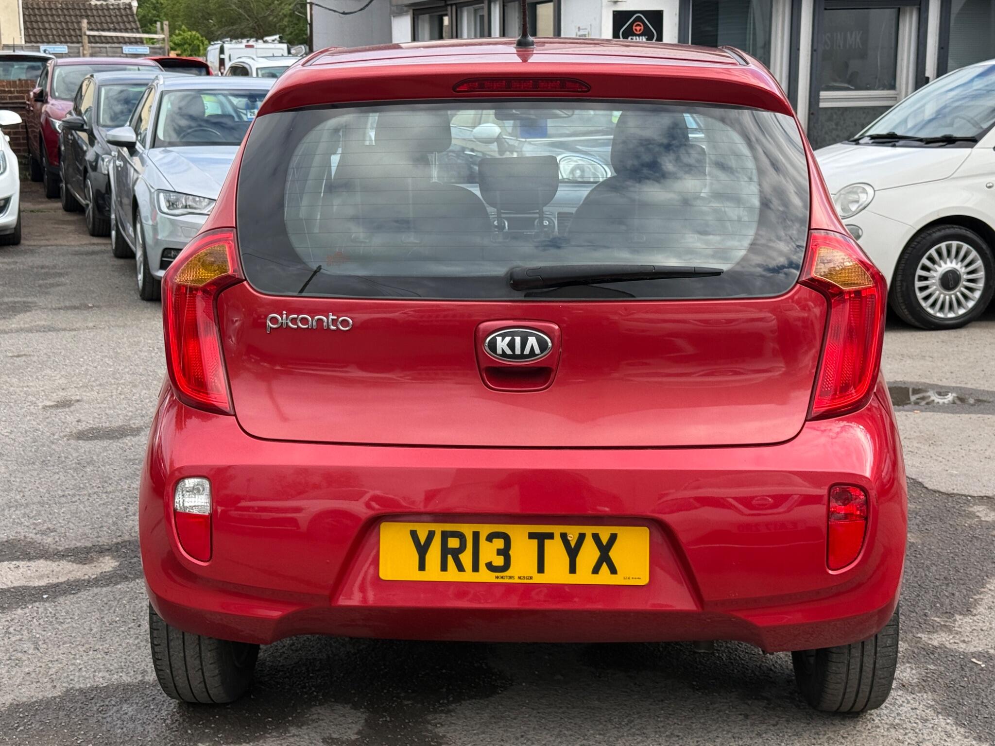 Kia Picanto - Image 16
