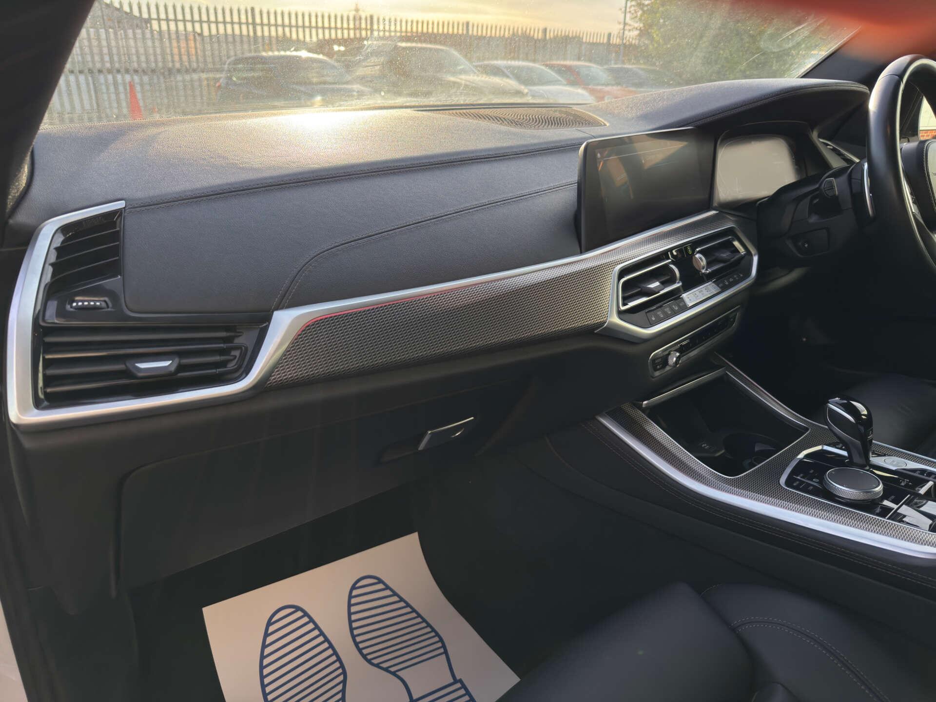 BMW X5 view 43