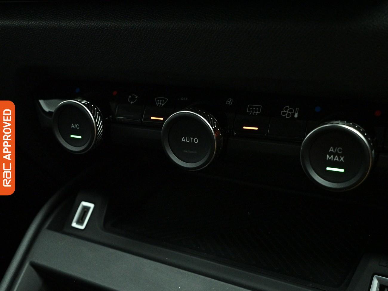 Citroen E-C4 view 20