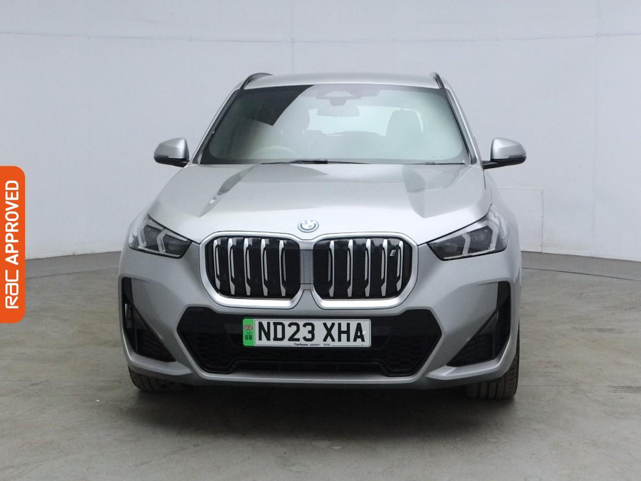 BMW Ix1 view 8