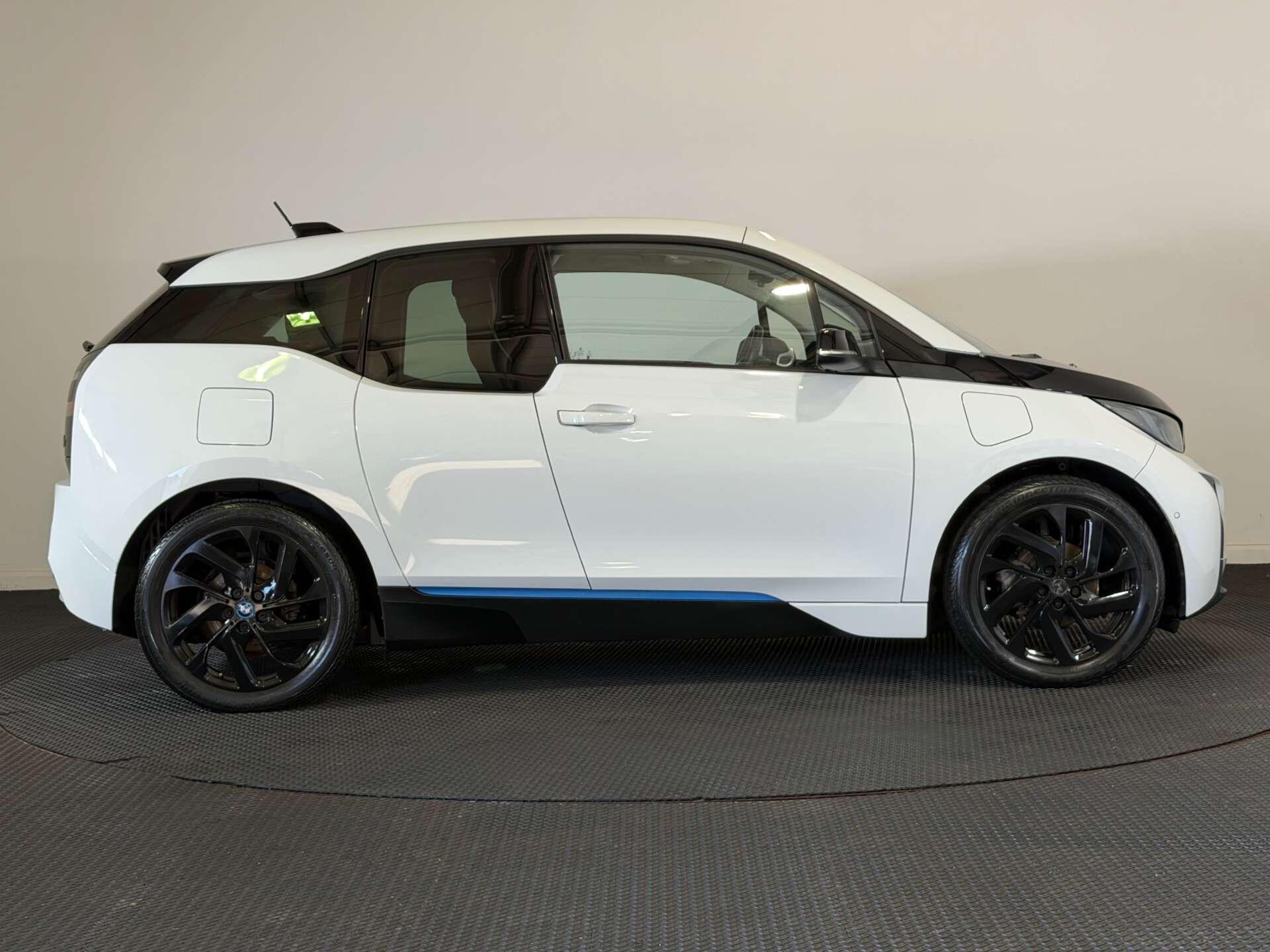 BMW i3 view 8