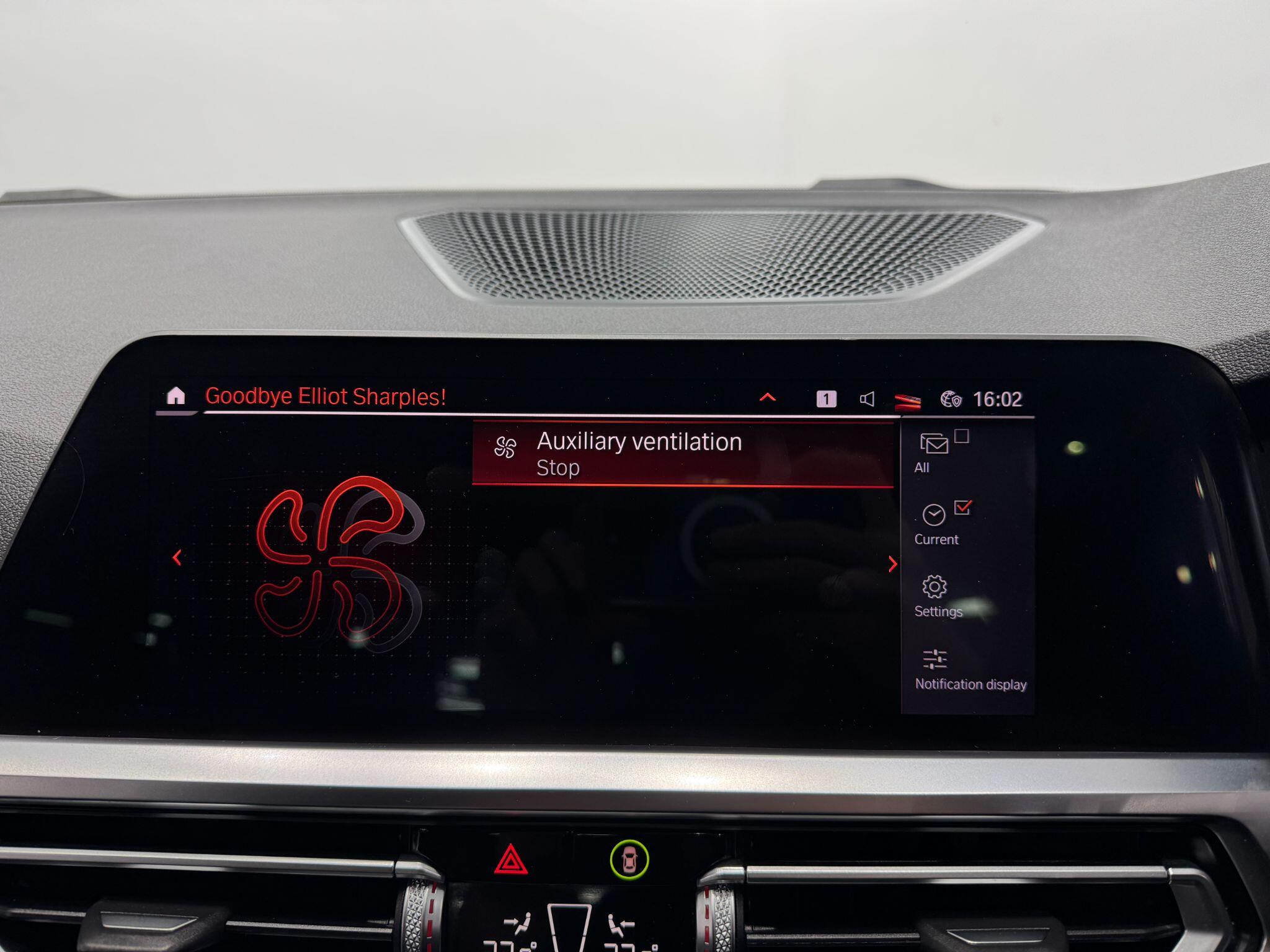 BMW 3 Series view 36
