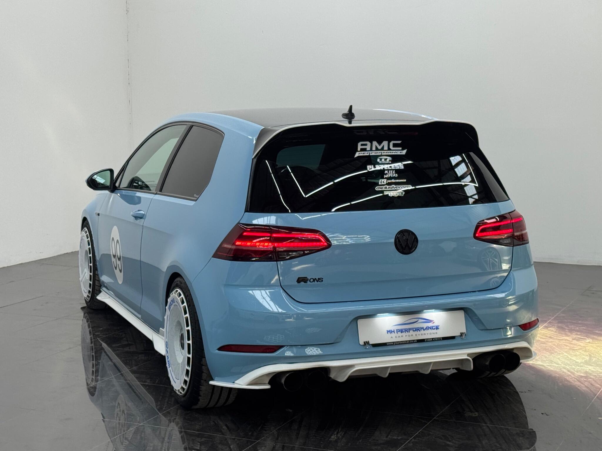 Volkswagen Golf view 18