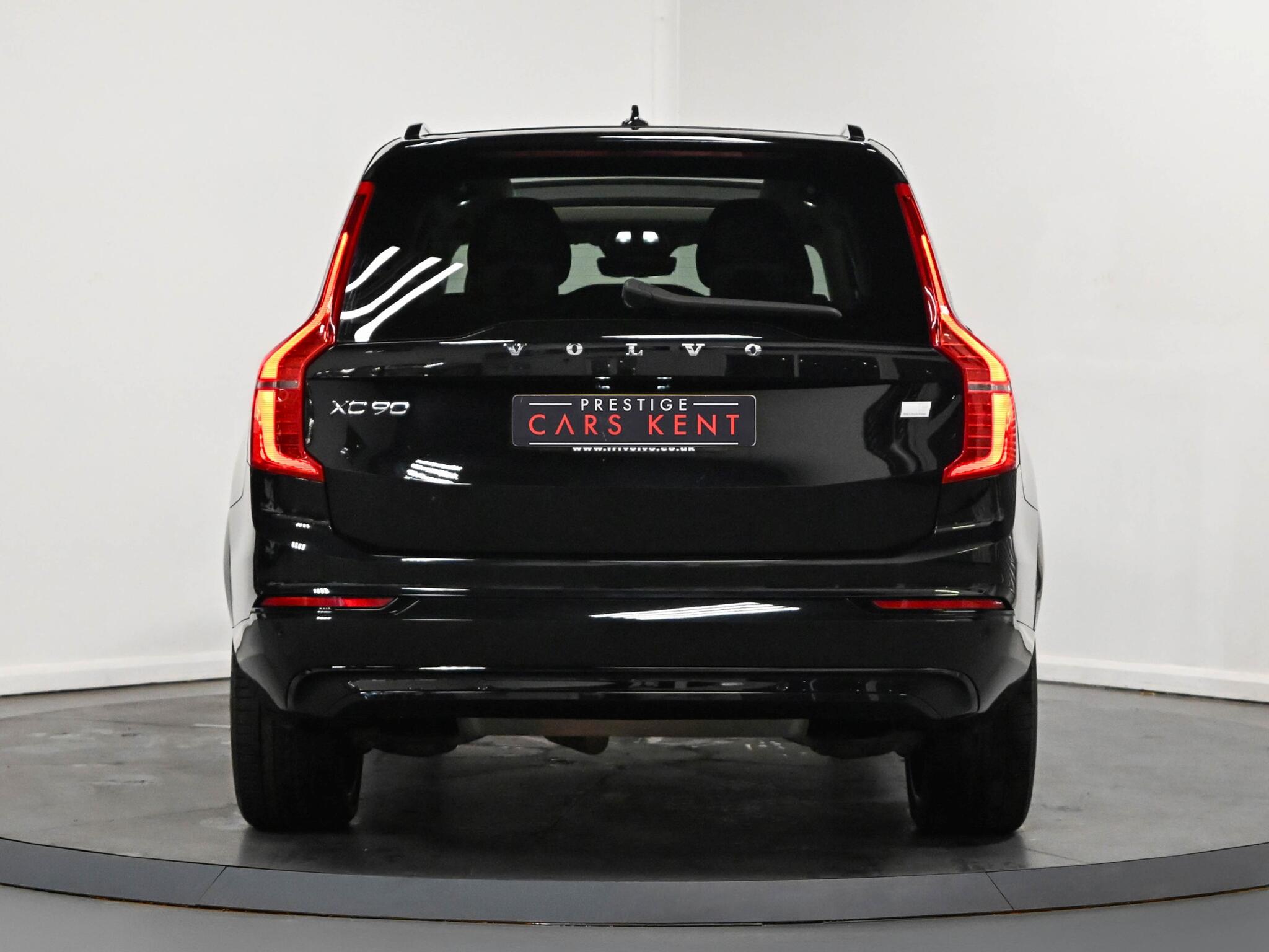 Volvo XC90 view 27