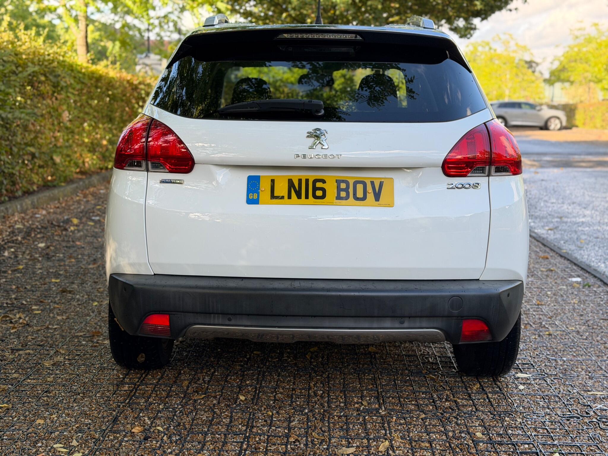 Peugeot 2008 view 28
