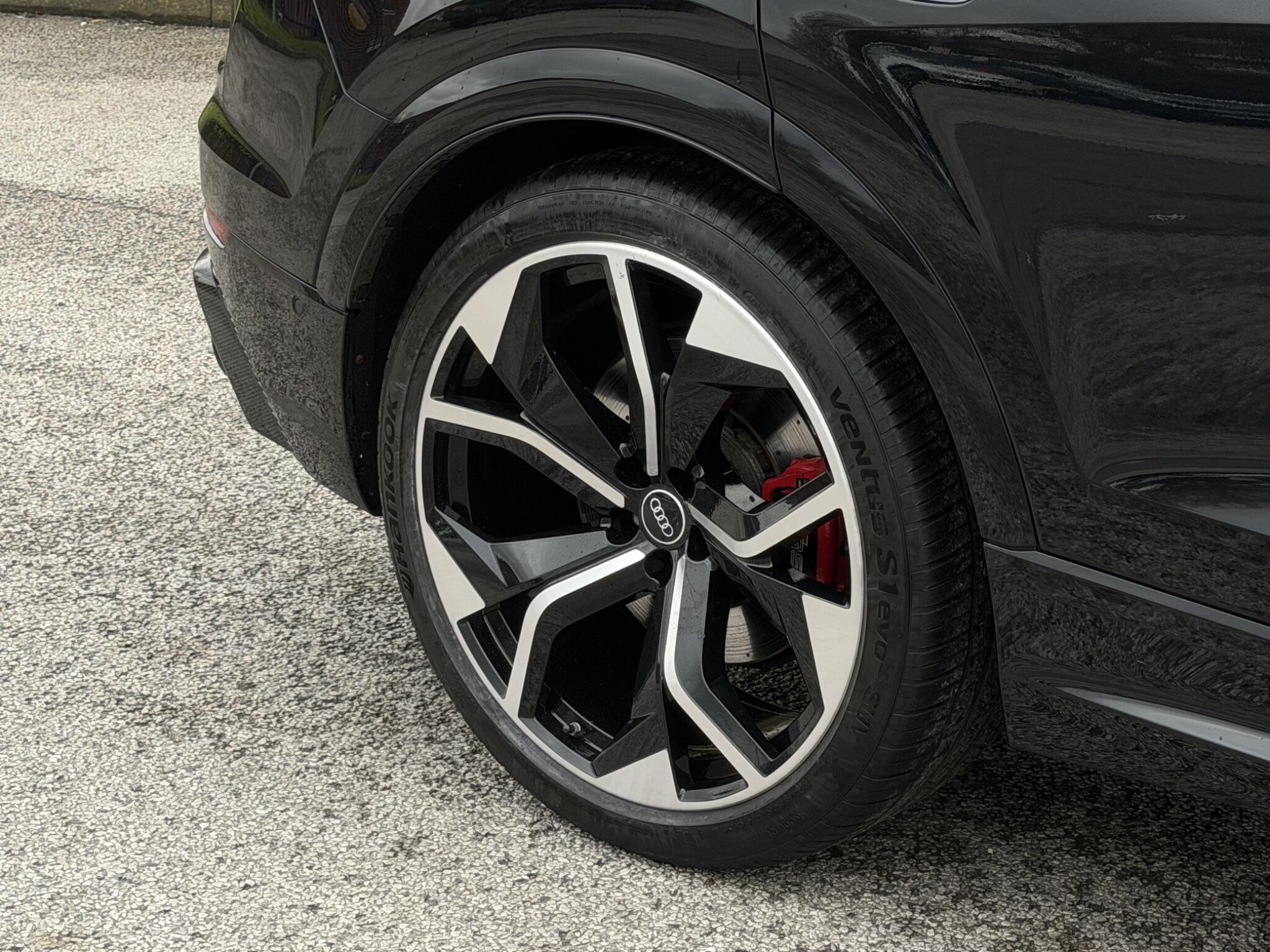 Audi Audi RSQ8 view 41