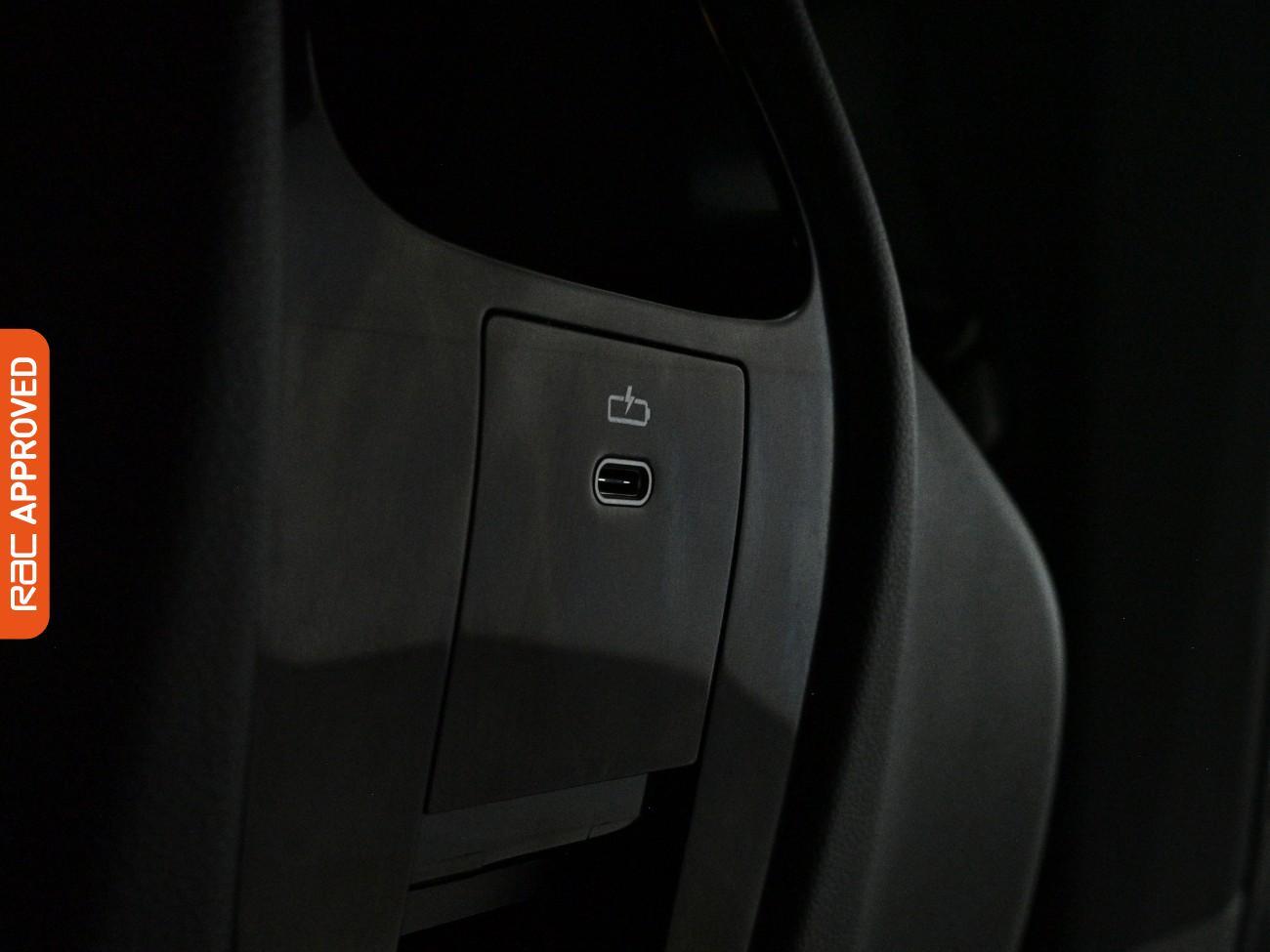 BMW Ix view 24