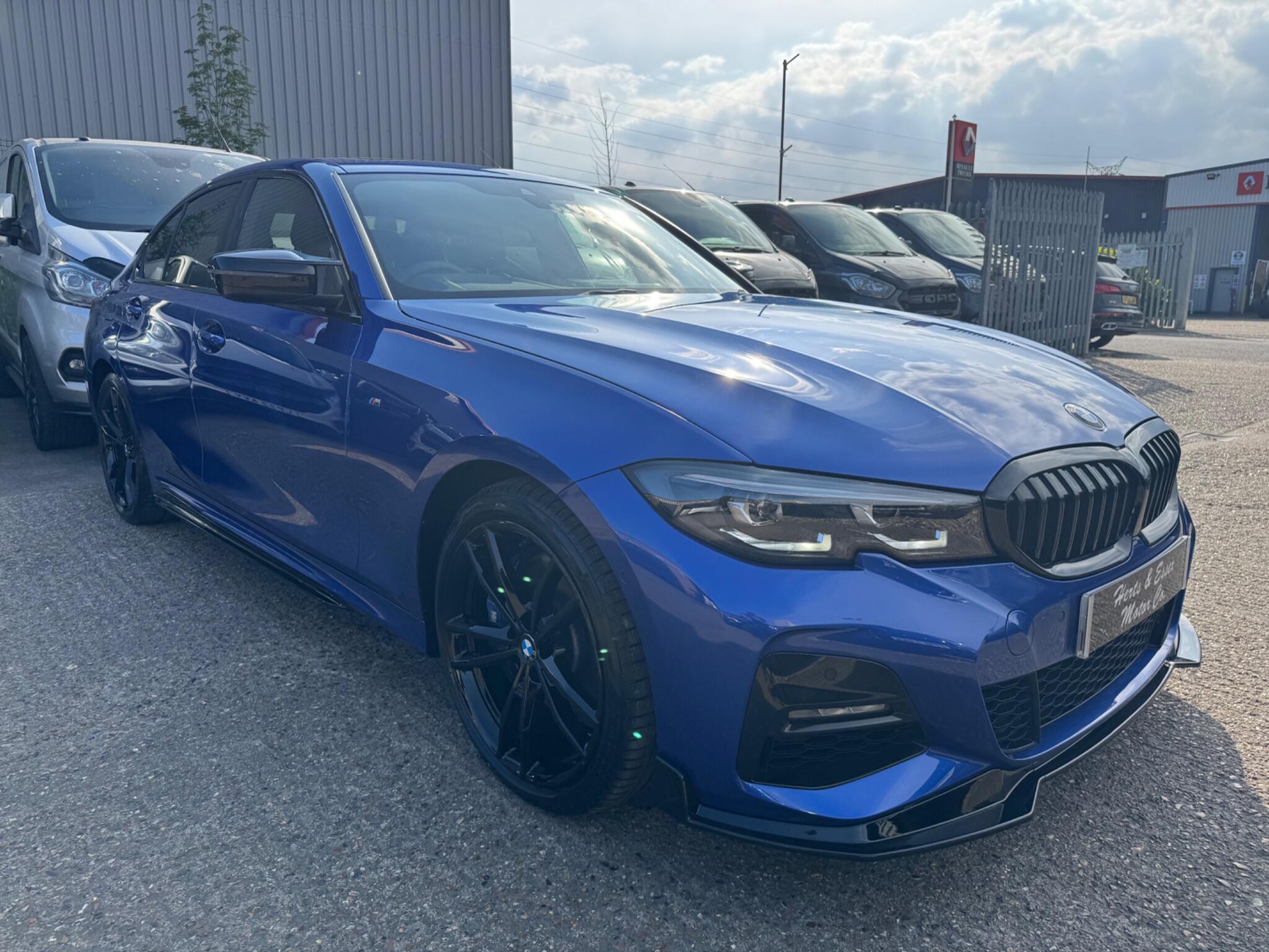 BMW 3 Series view 3