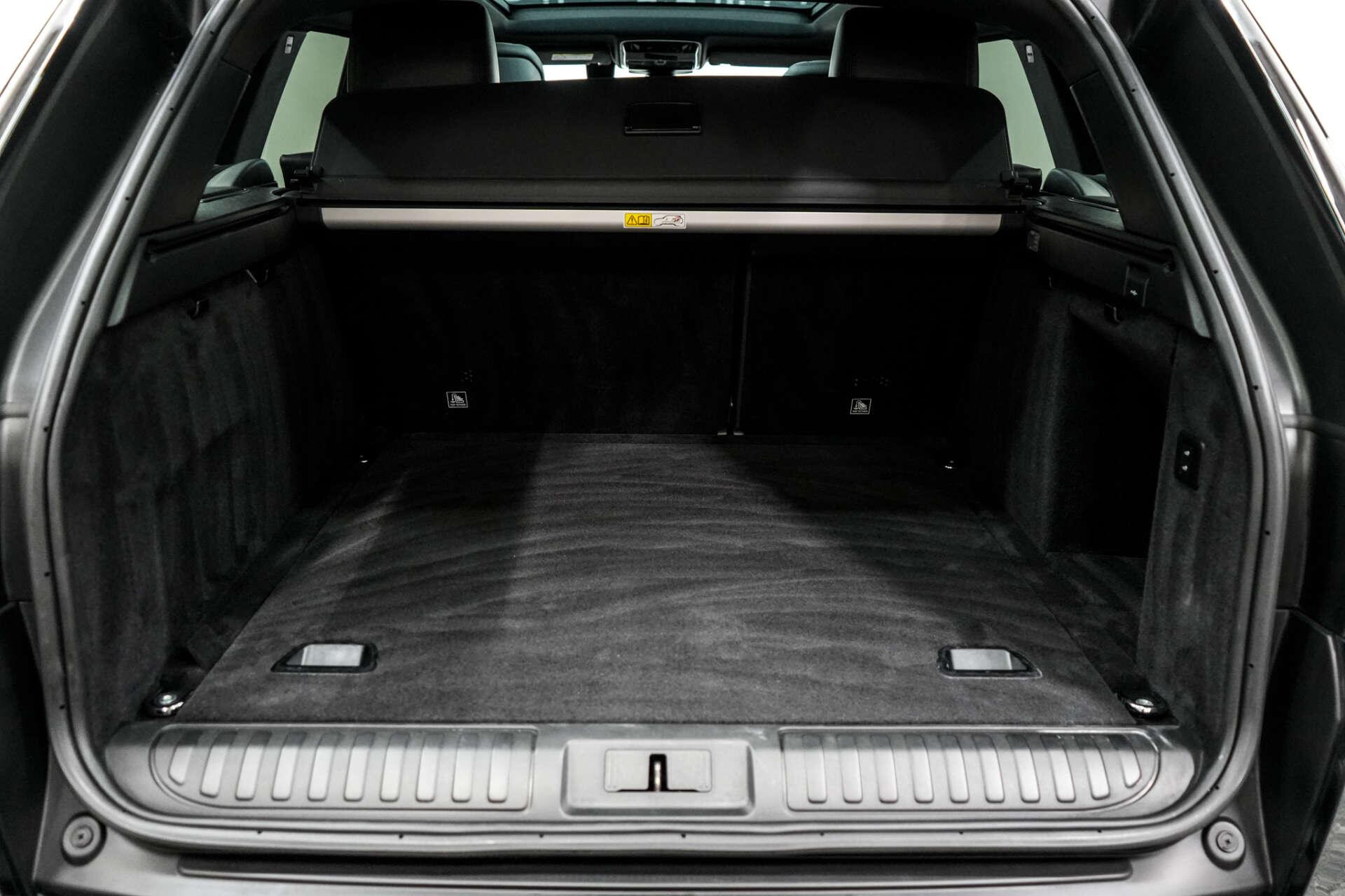 Land Rover Range Rover Sport view 10