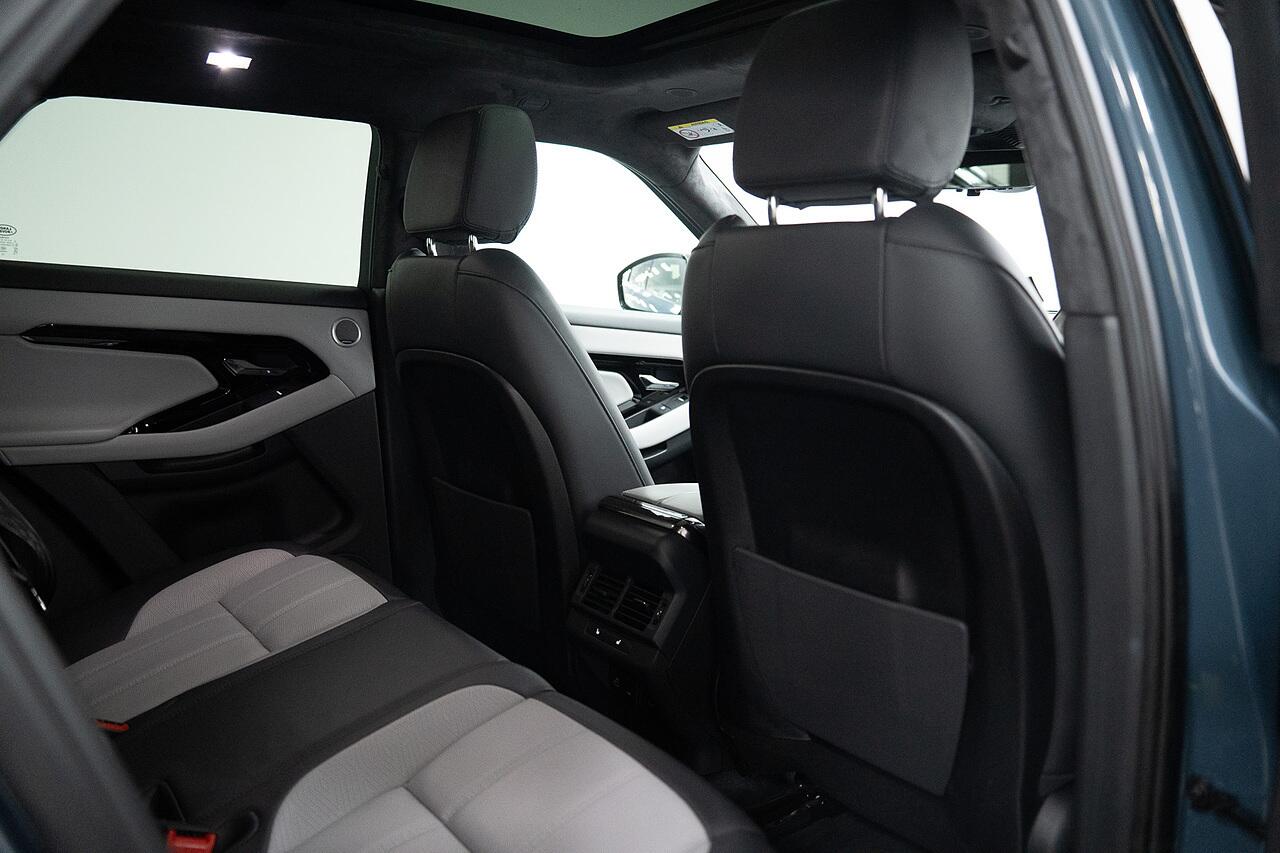 Land Rover Range Rover Evoque view 21