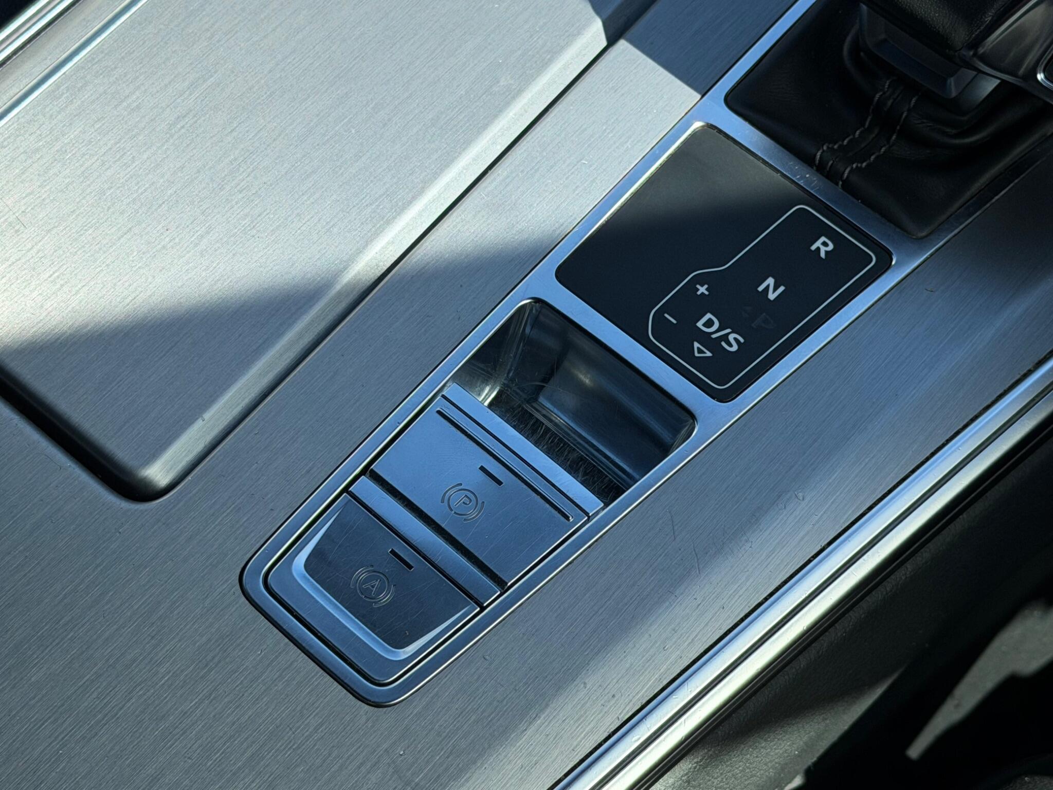 Audi A6 view 44