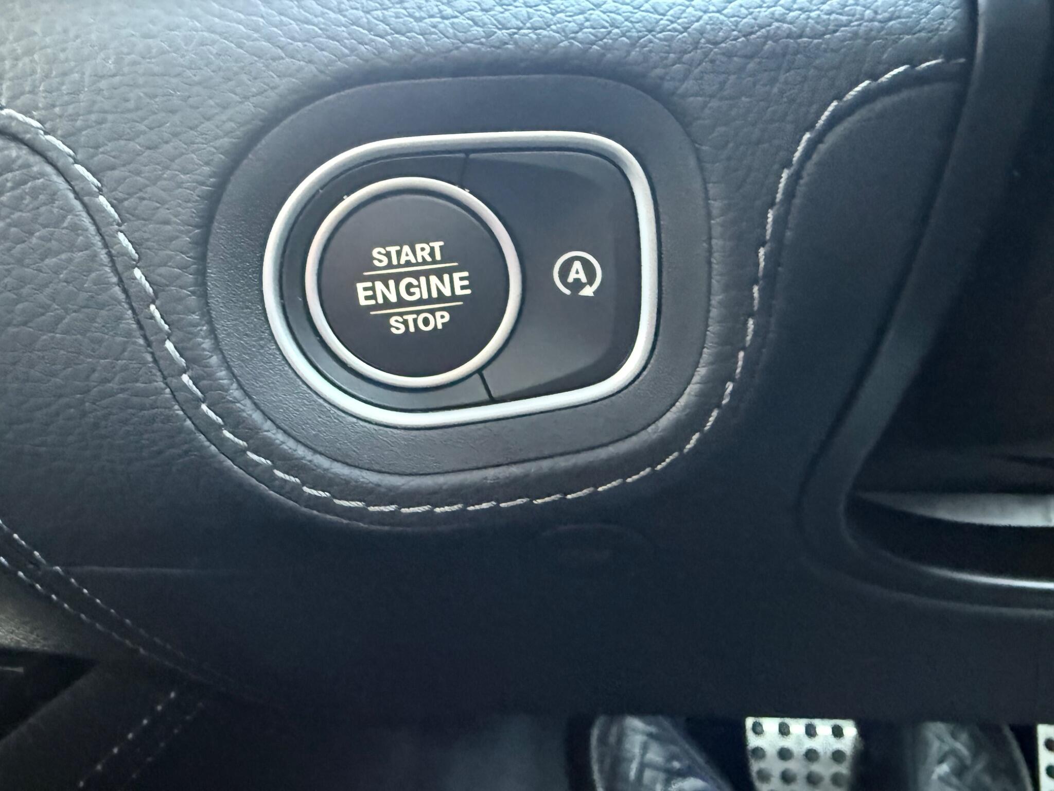 Mercedes-Benz GLS view 33