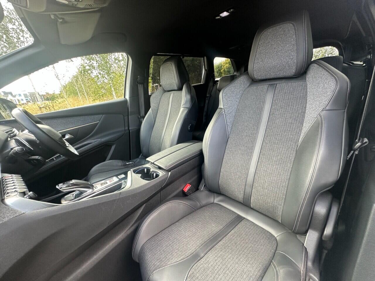 Peugeot 5008 view 40
