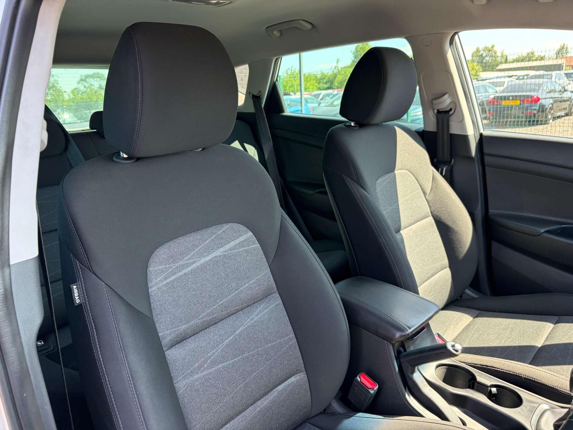Hyundai Tucson view 36