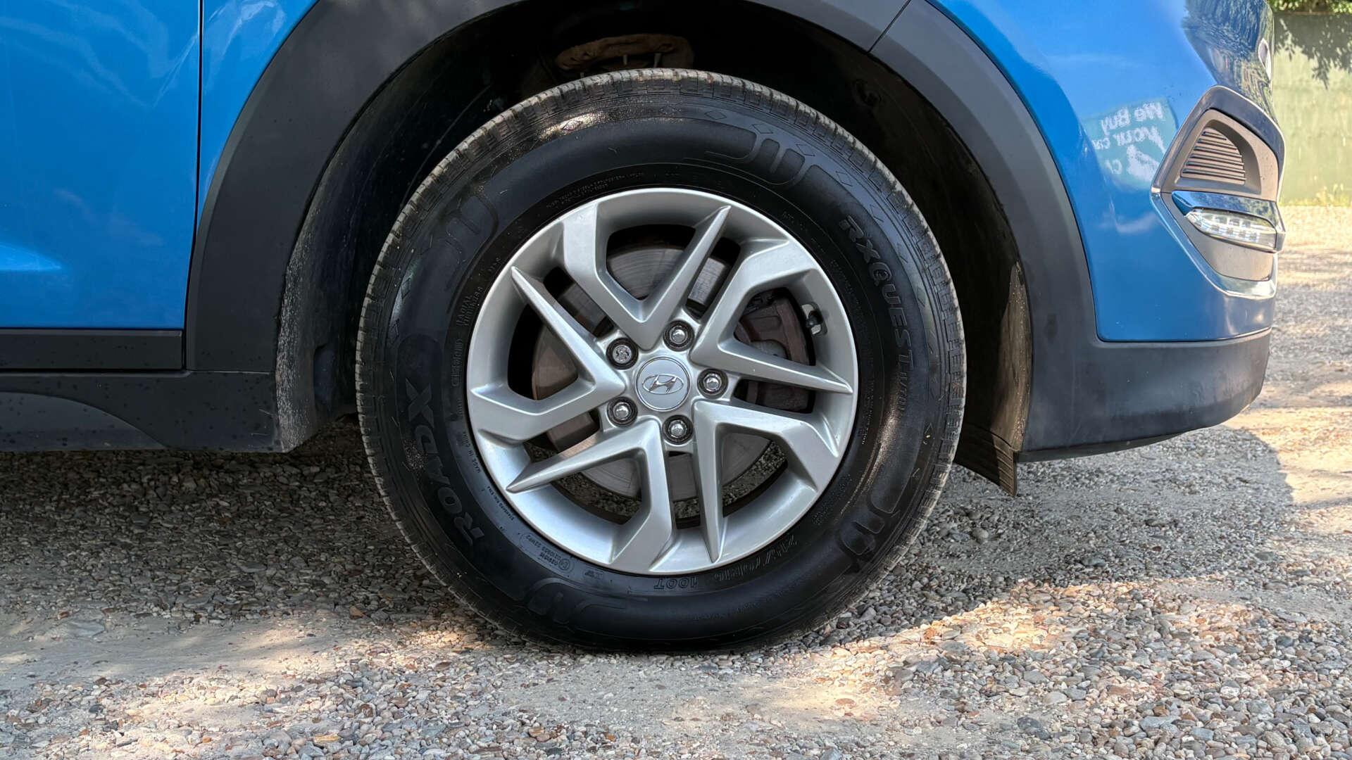 Hyundai Tucson view 27