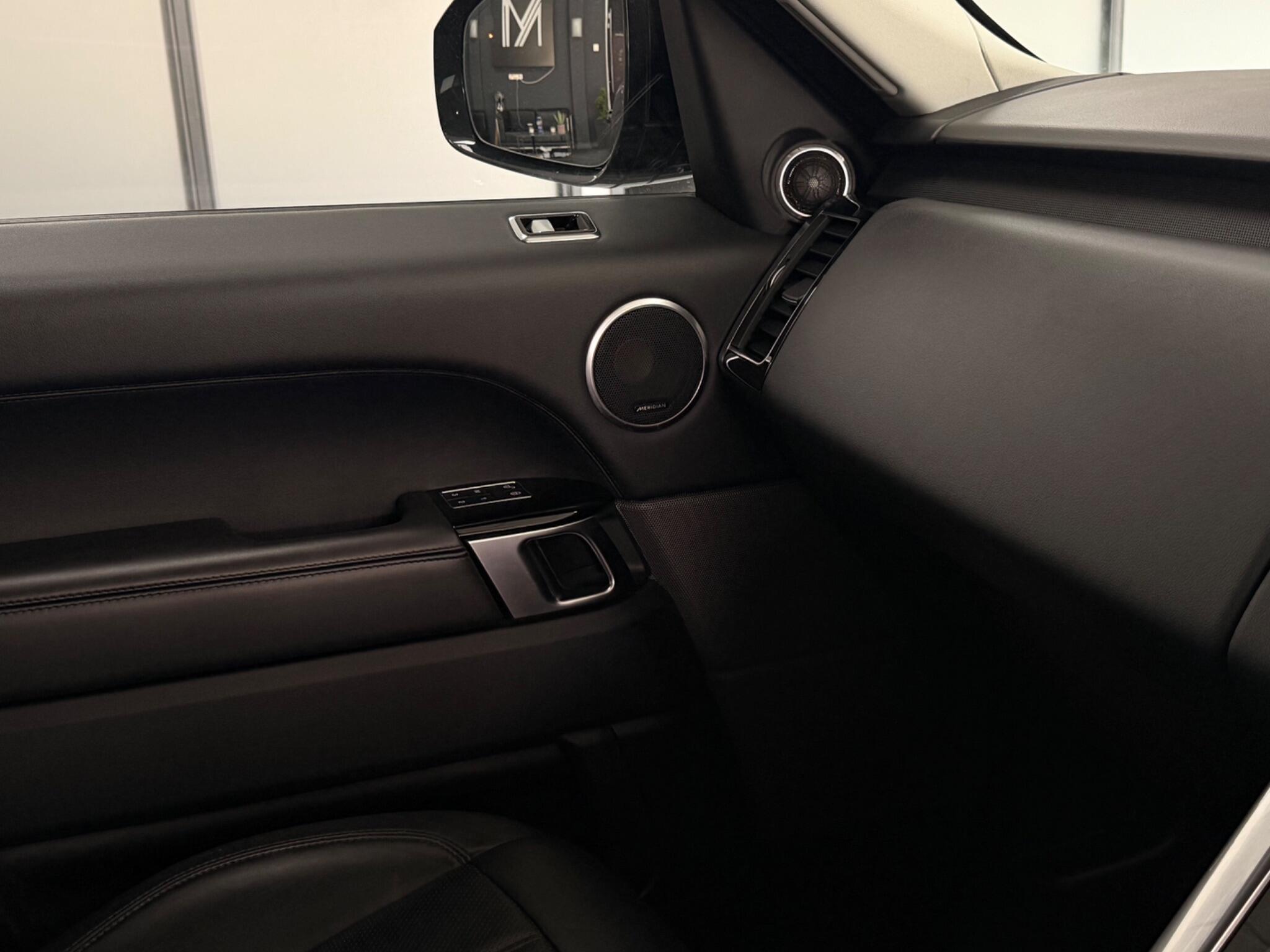 Land Rover Range Rover Sport view 14