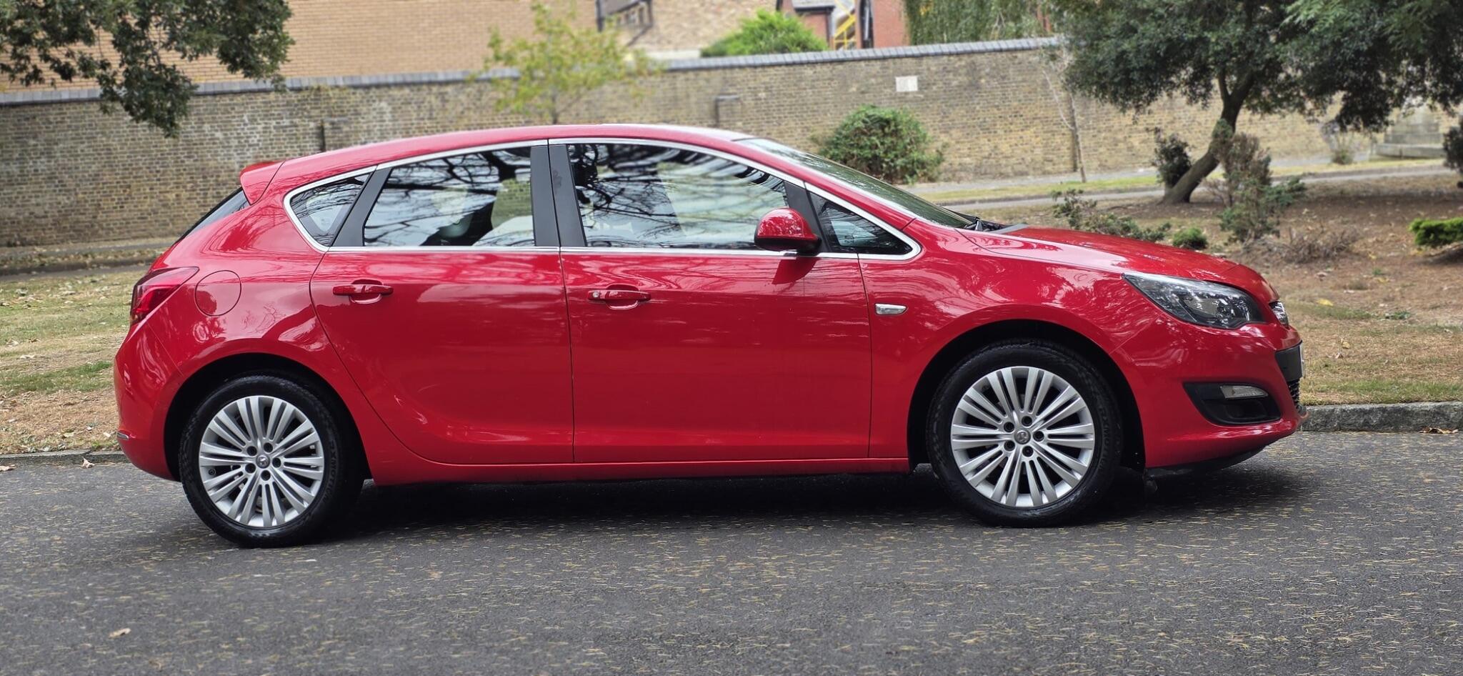Vauxhall Astra view 24