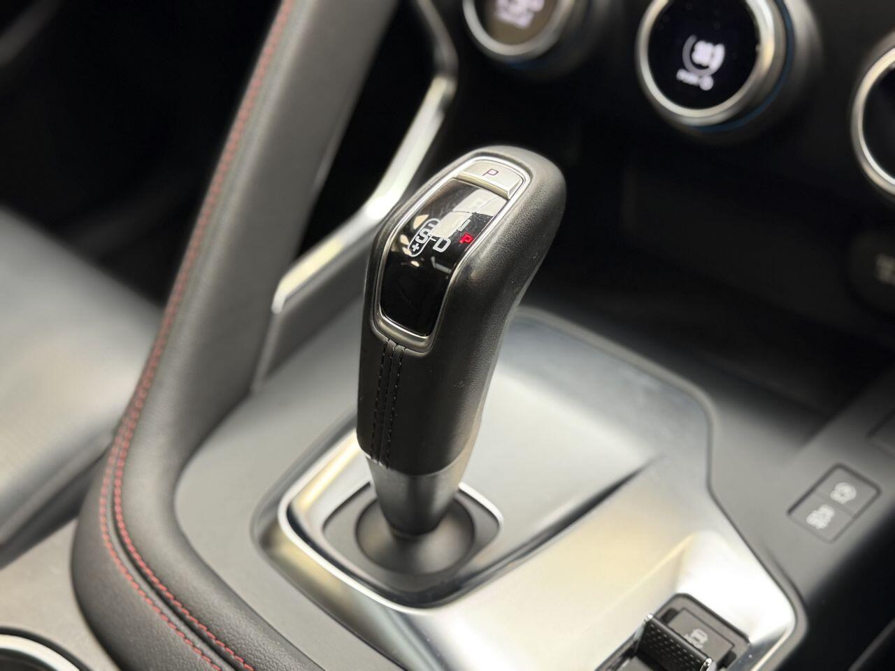 Jaguar E-Pace view 30