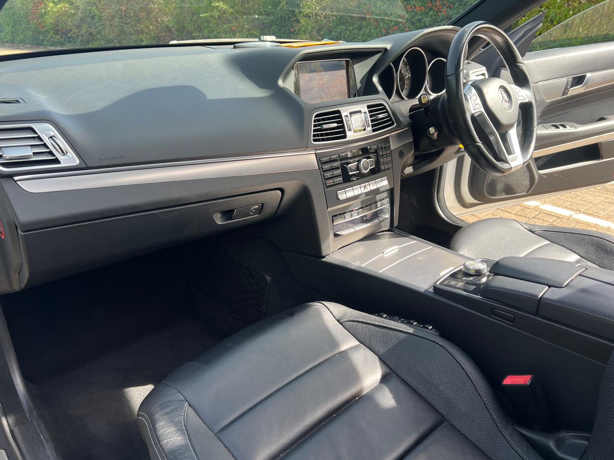 Mercedes-Benz E-Class view 39