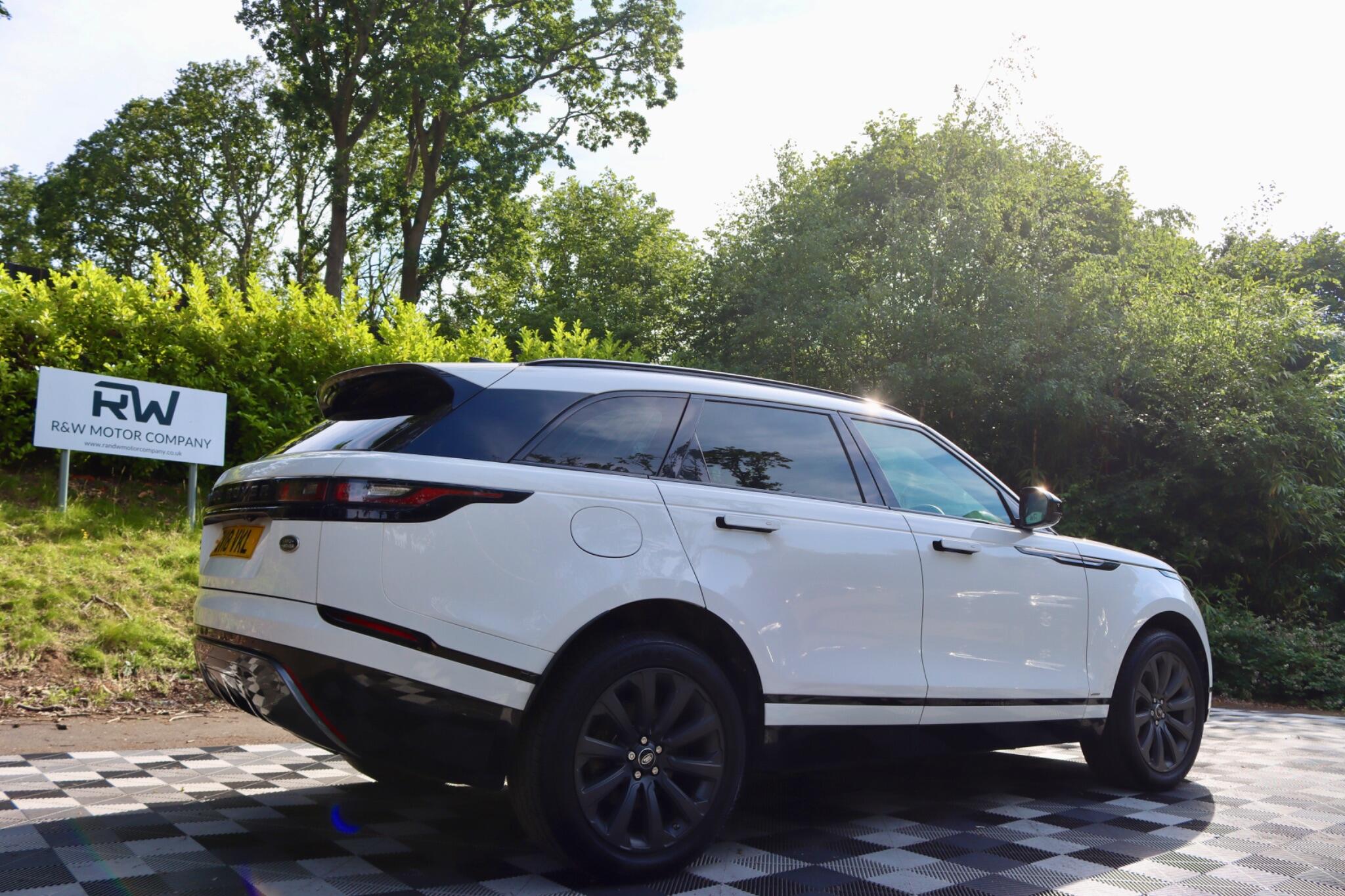 Land Rover Range Rover Velar view 19
