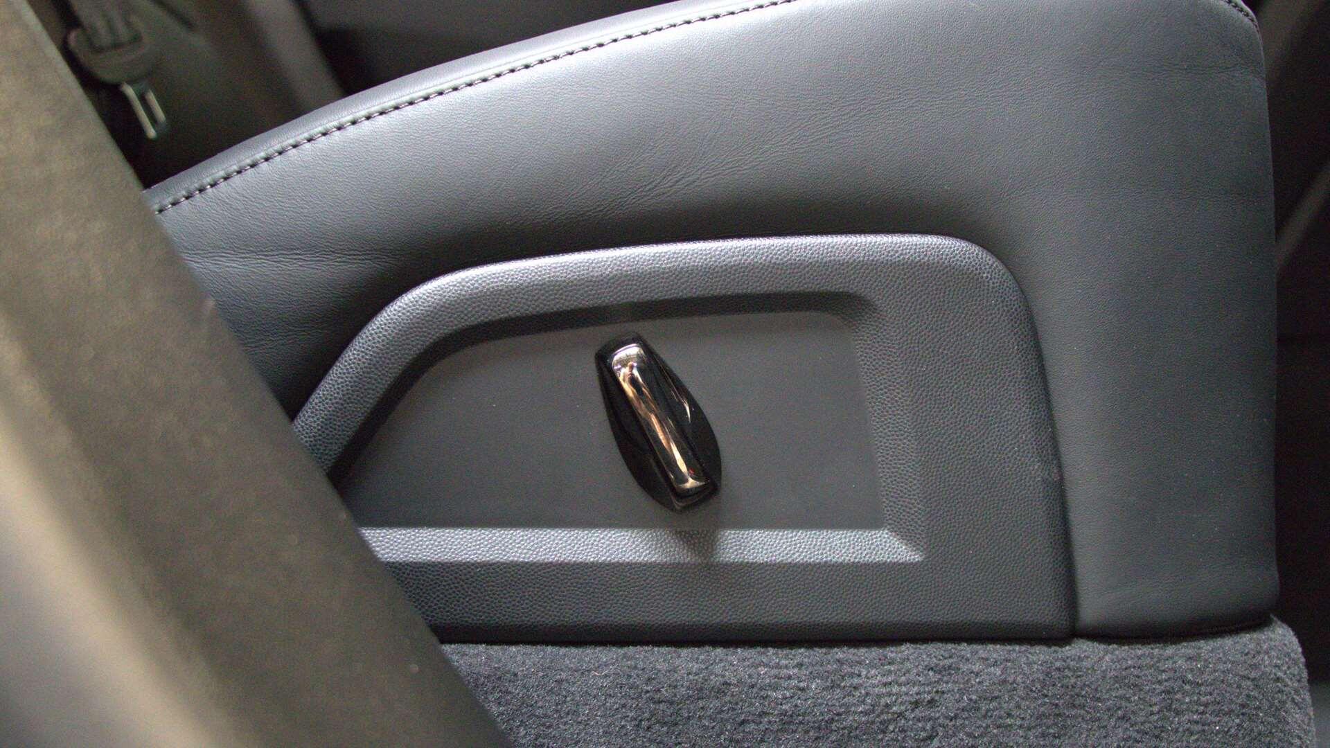 Porsche Cayenne view 33