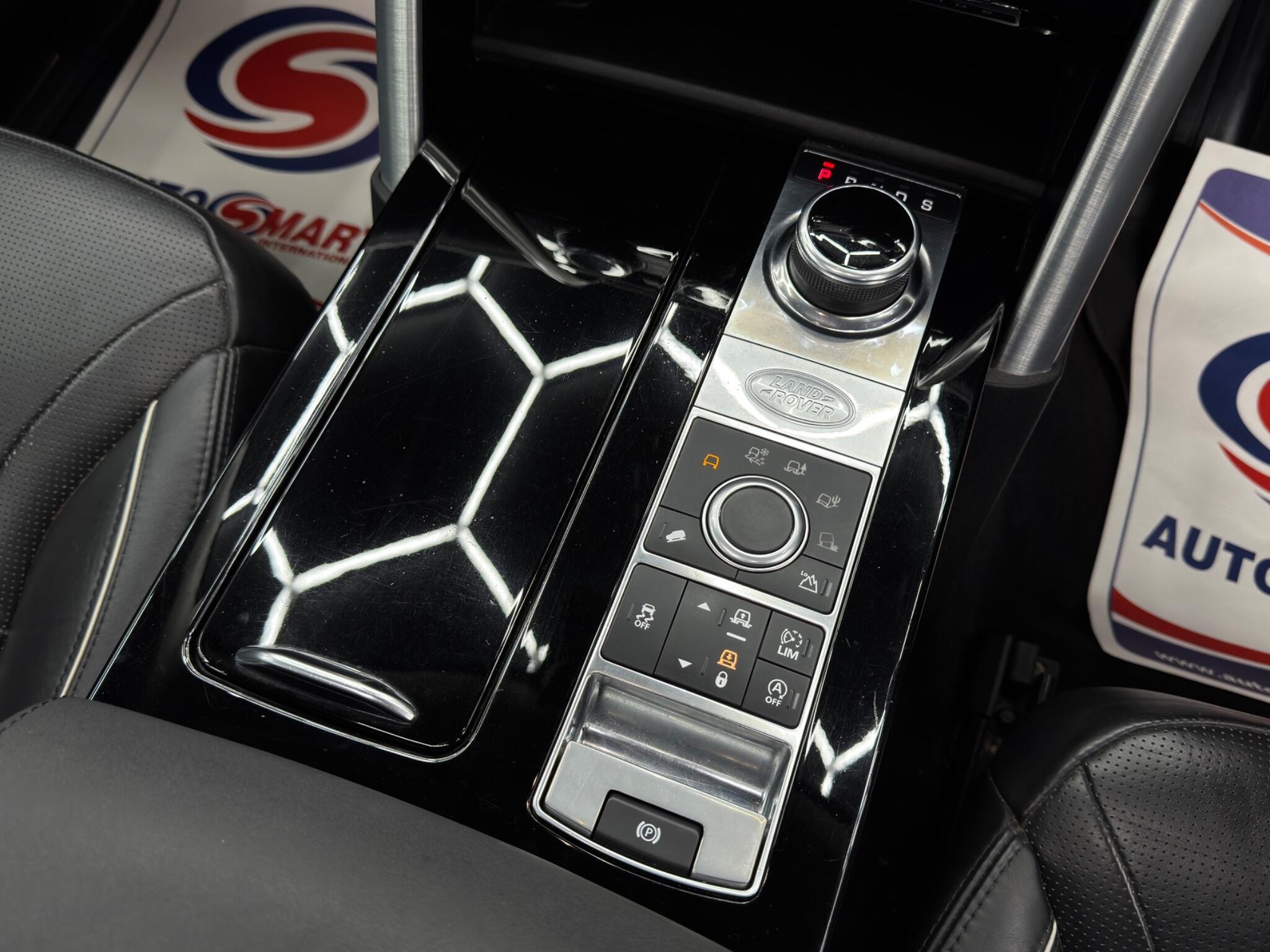 Land Rover Discovery view 25