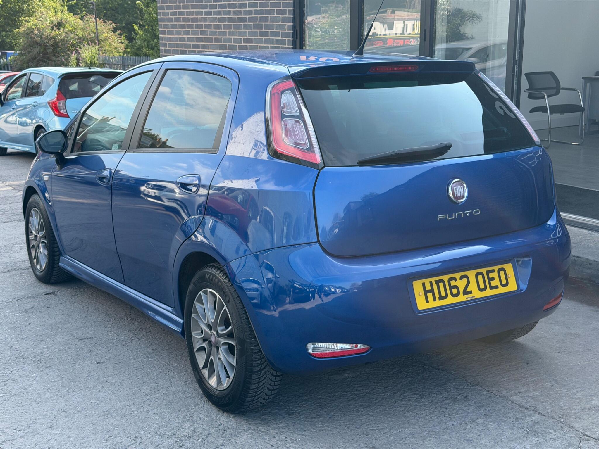 Fiat Punto view 6