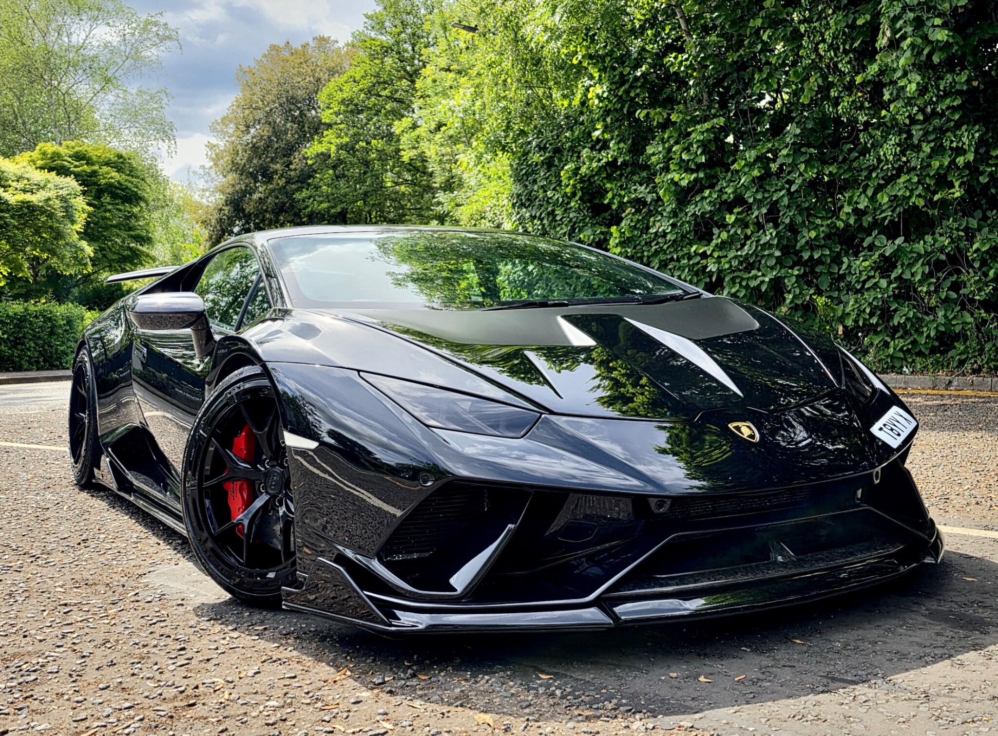 Lamborghini Huracan view 24