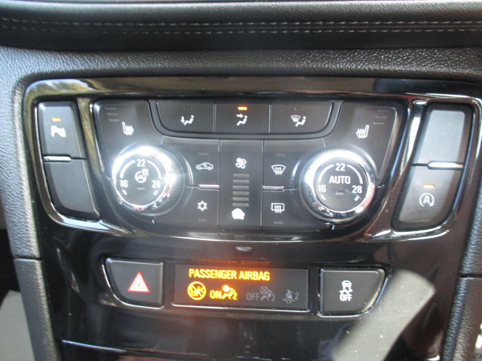 Vauxhall Mokka X view 41