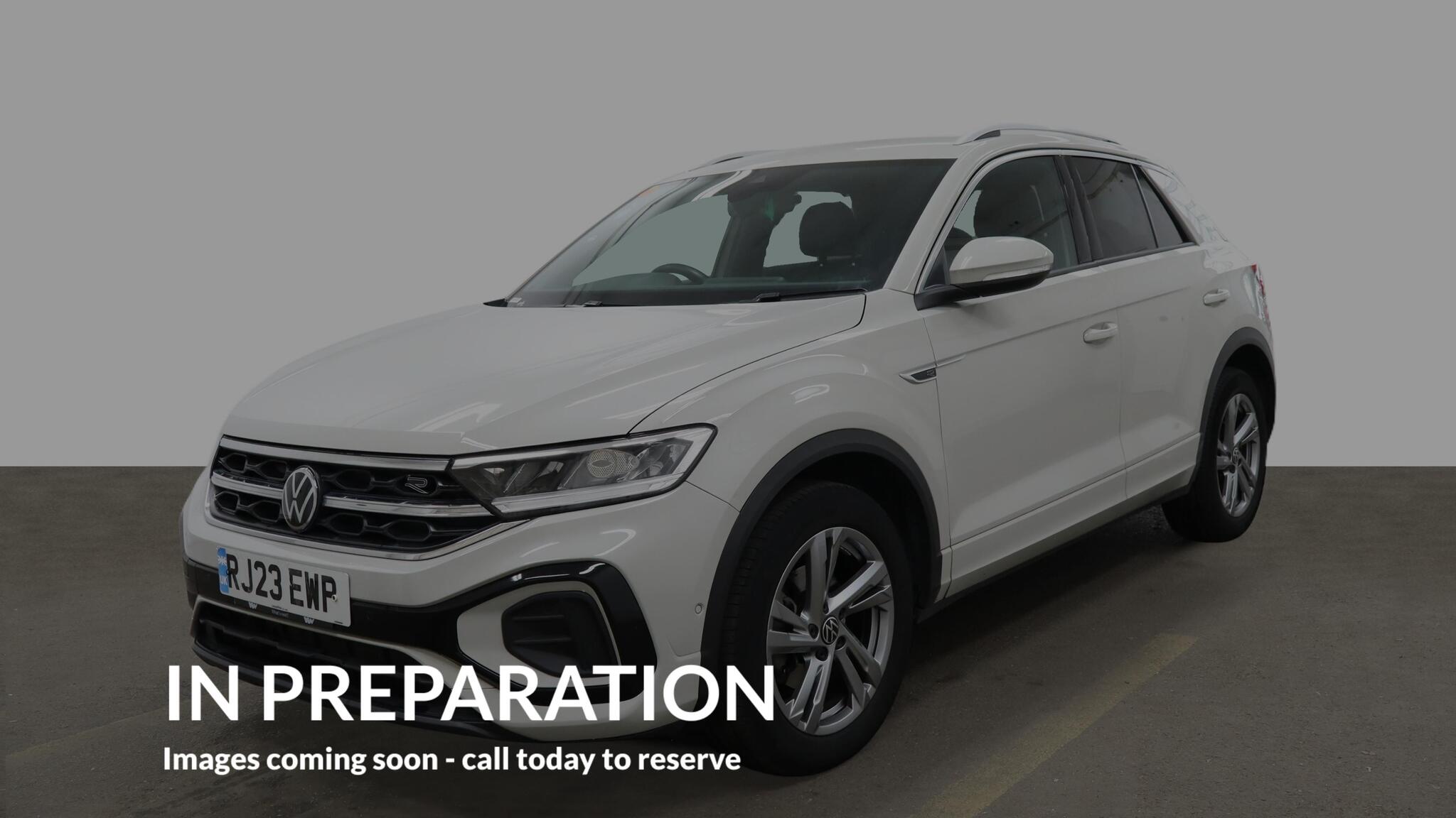 Volkswagen T-Roc view 2